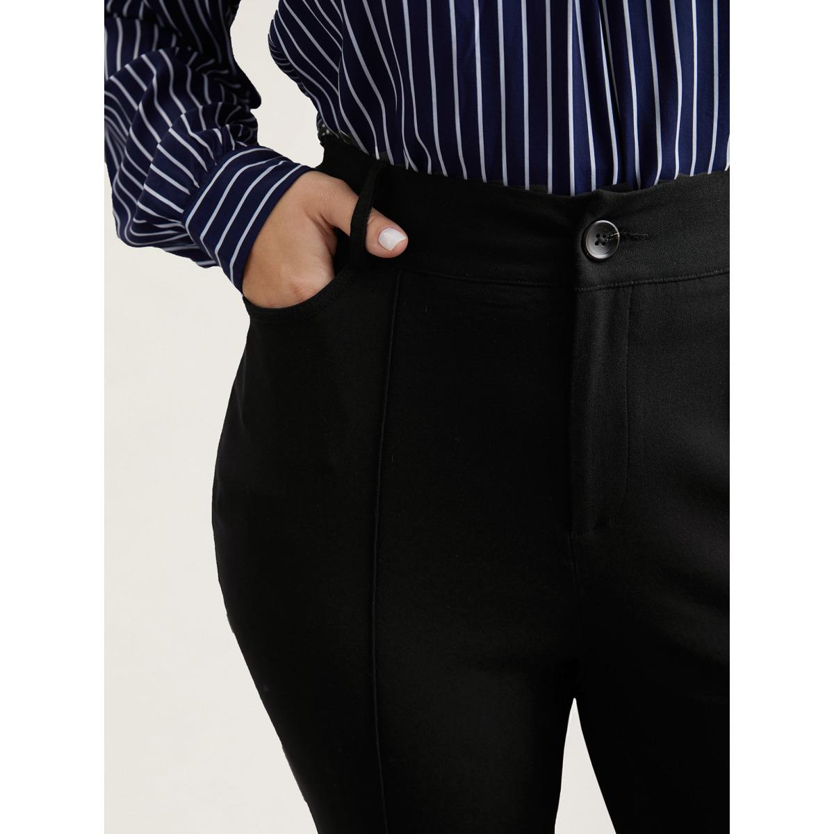 Plus Size Stretchy Fabric Seamed Skinny-Fit Pants Women Black Workwear Essentials Skinny Mid Rise Work Pants BloomChic 26/4X Product Image