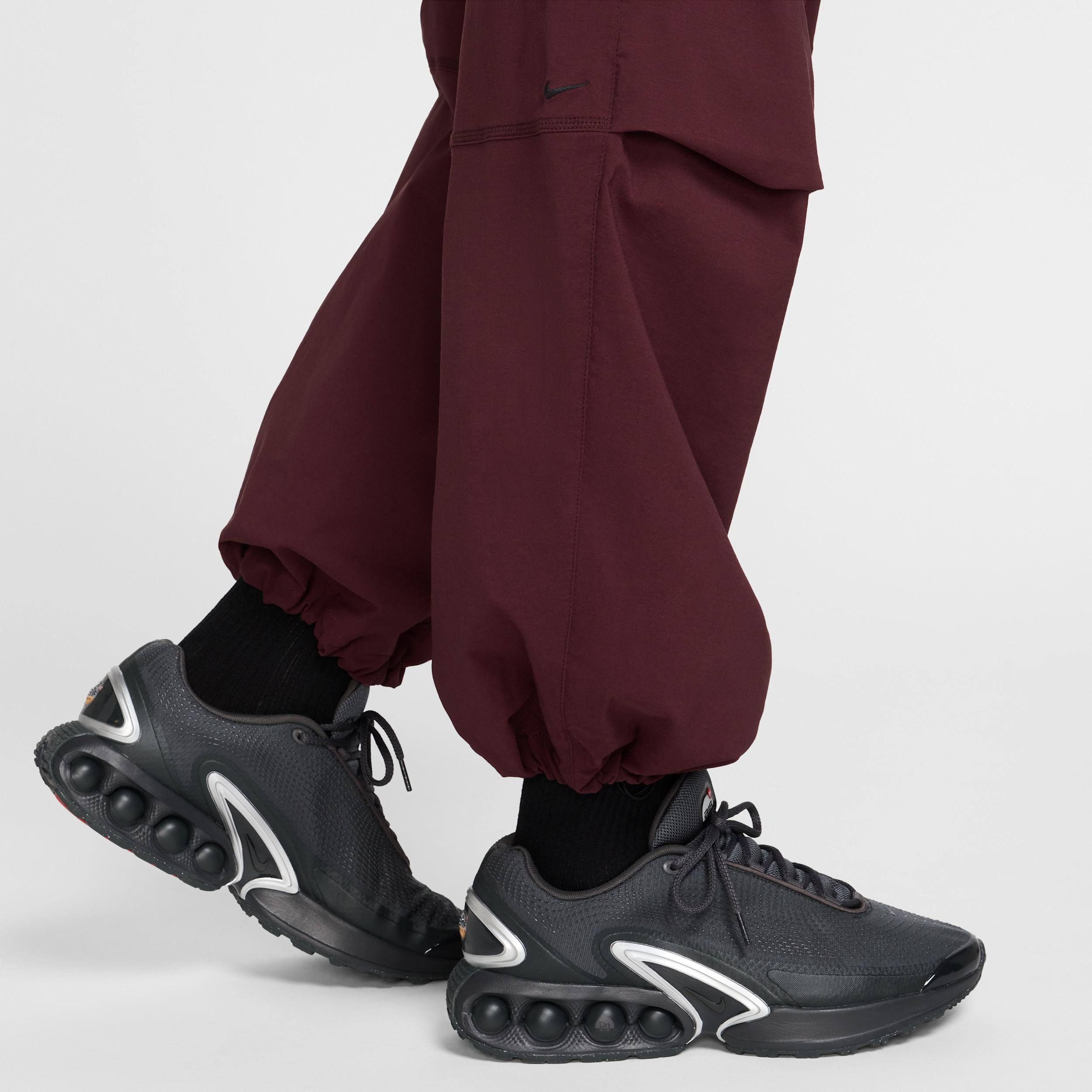 Nike Mens Tech Woven Oversized Pants | HM7158-652 Product Image