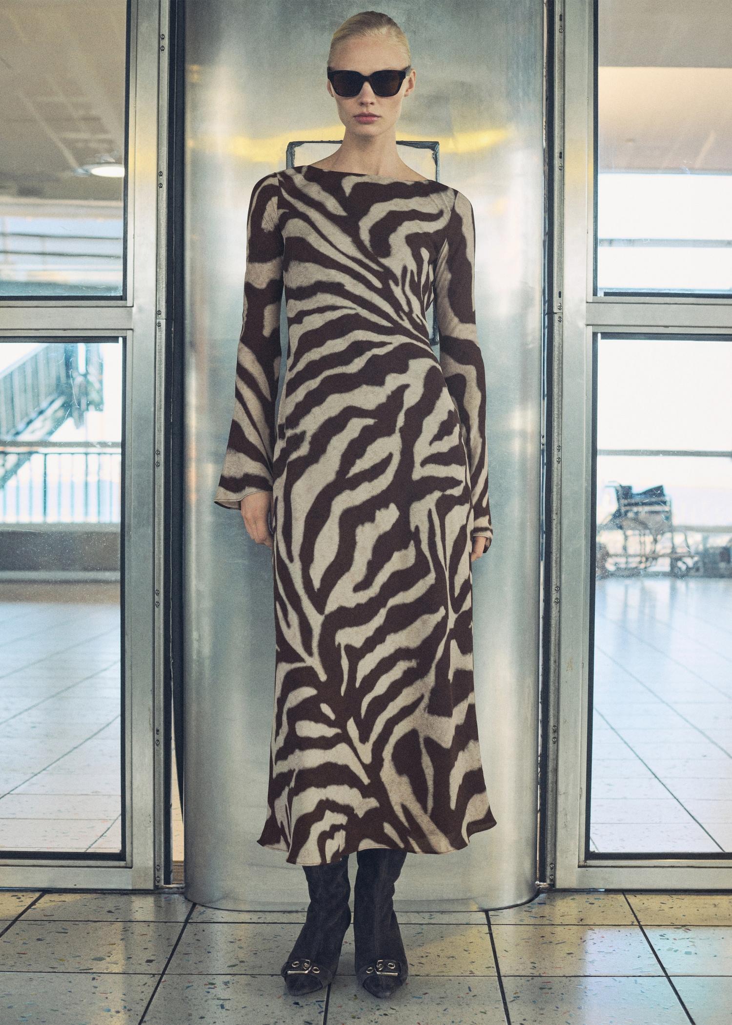 Zebra-print flared dress - Women | MANGO USA Product Image