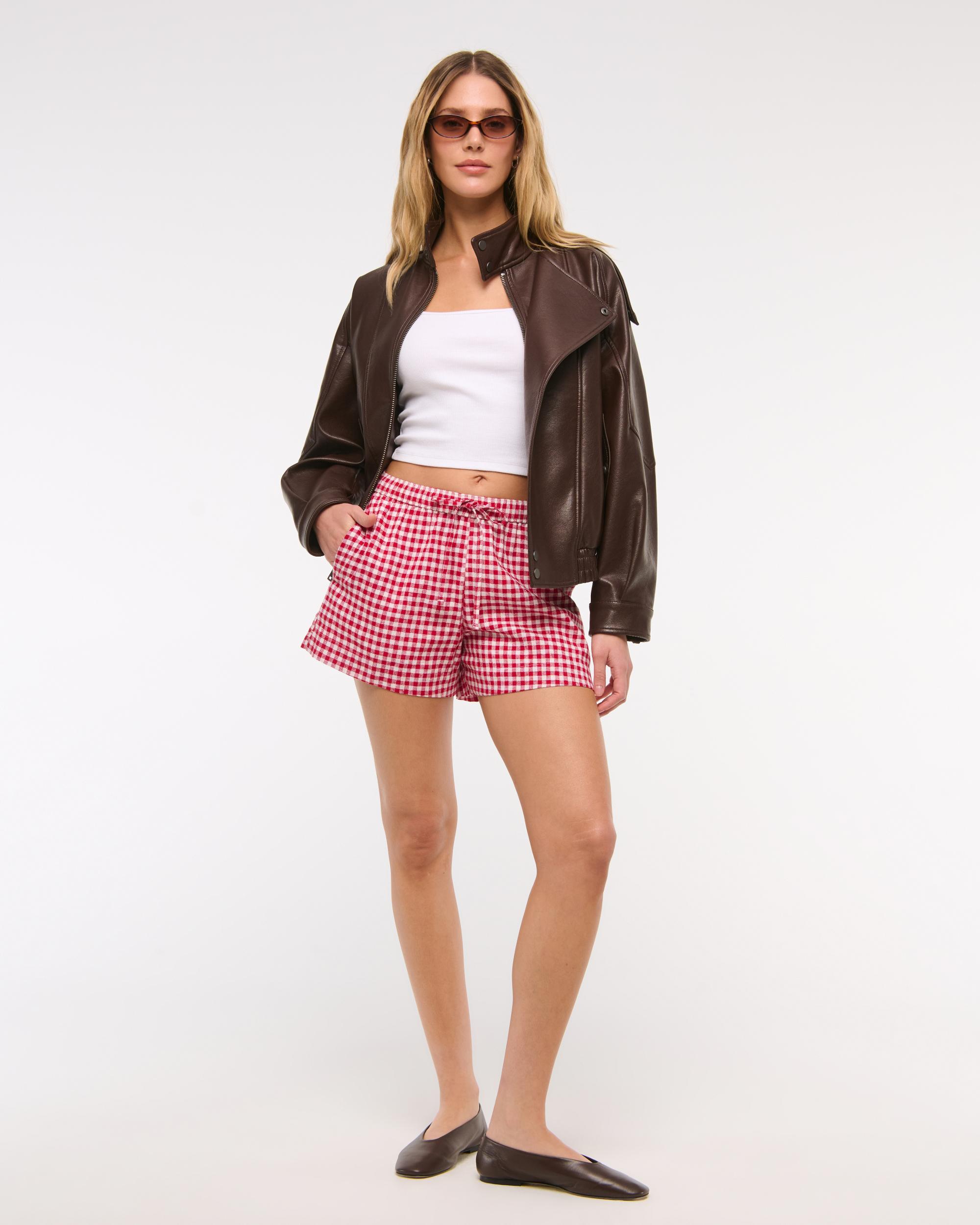 Mid Rise Linen-Blend Pull-On Short Product Image