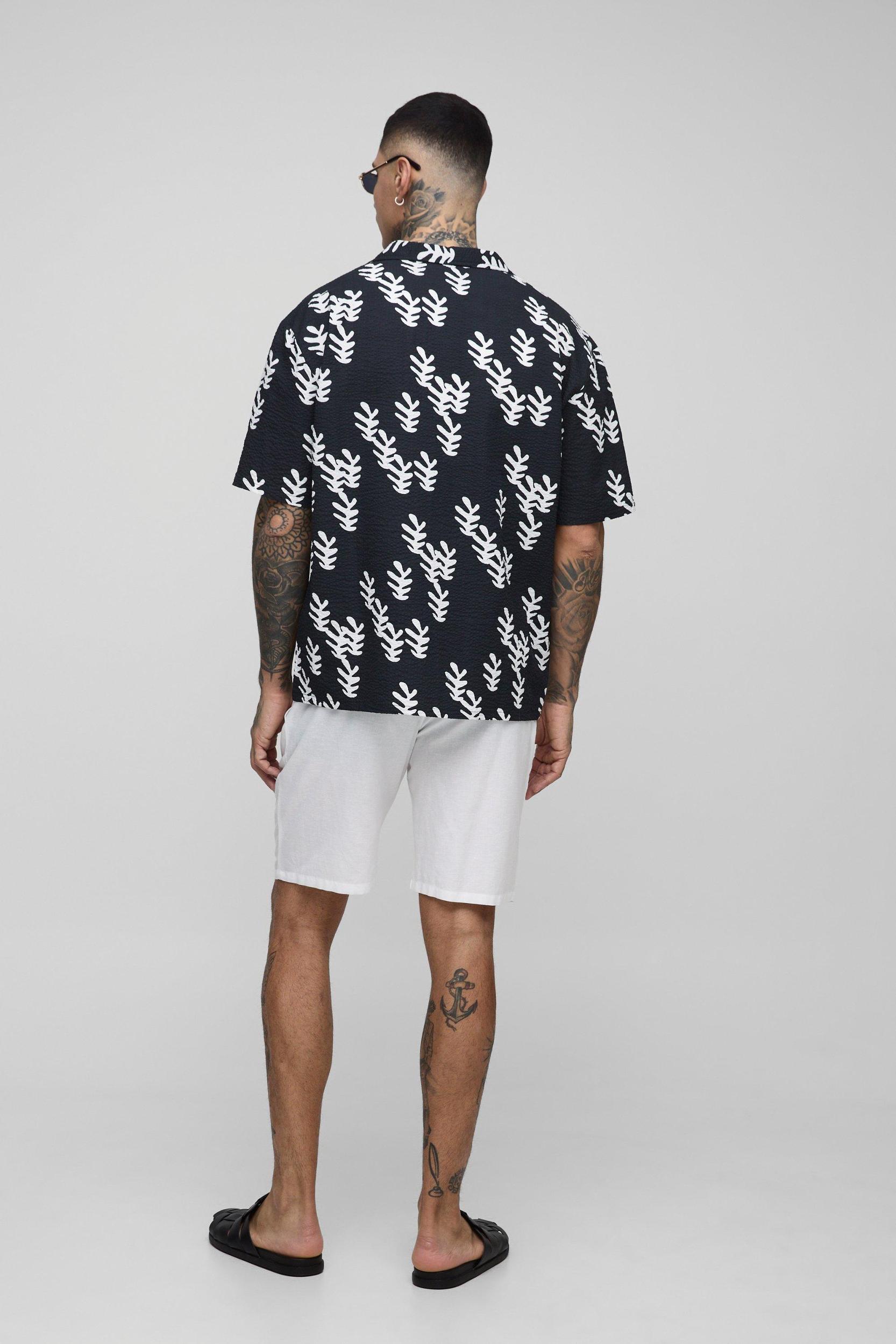 Tall Seersucker Oversized Floral Revere Shirt | boohooMAN USA Product Image