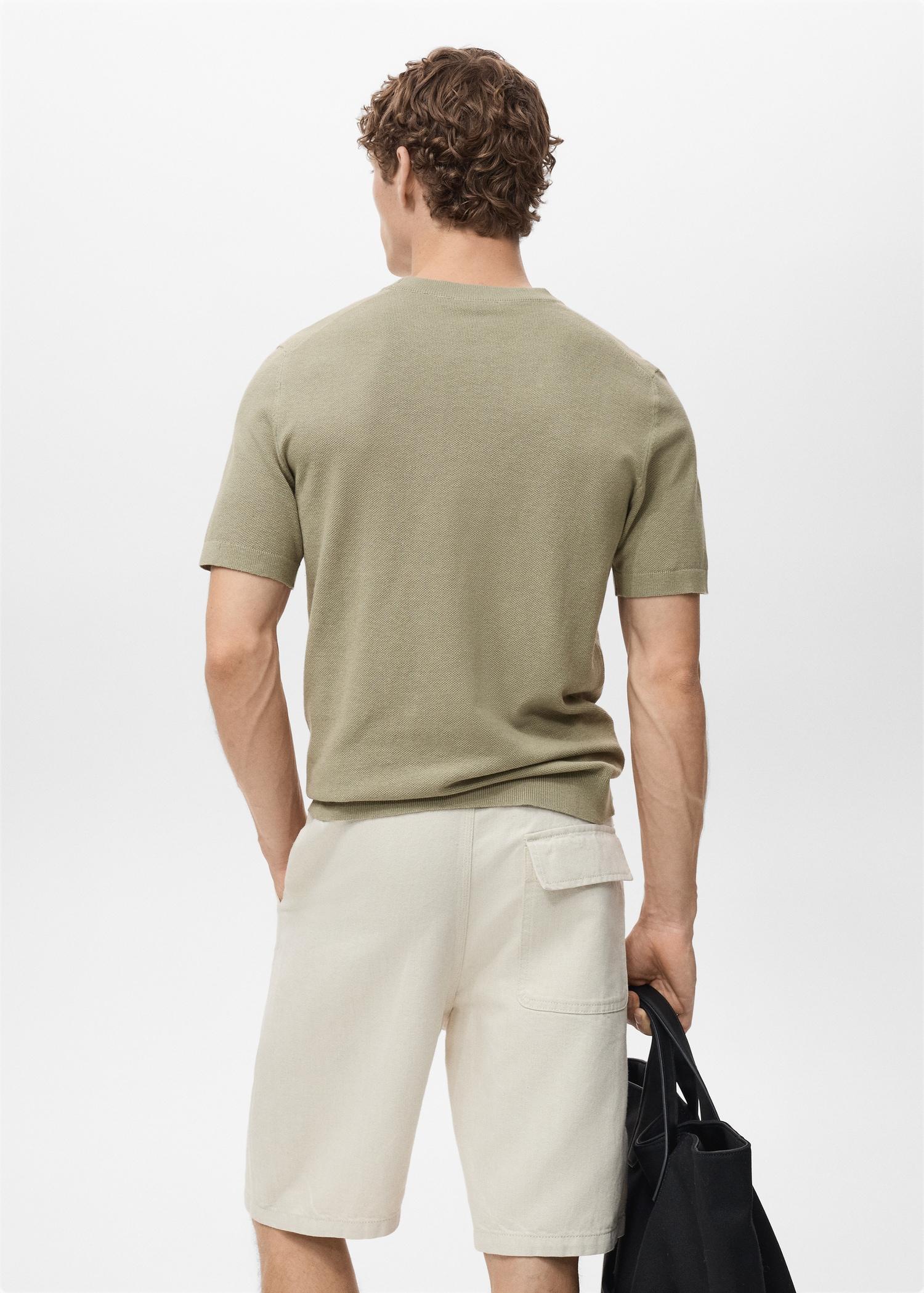 Cotton fine-knit t-shirt - Men | MANGO USA Product Image