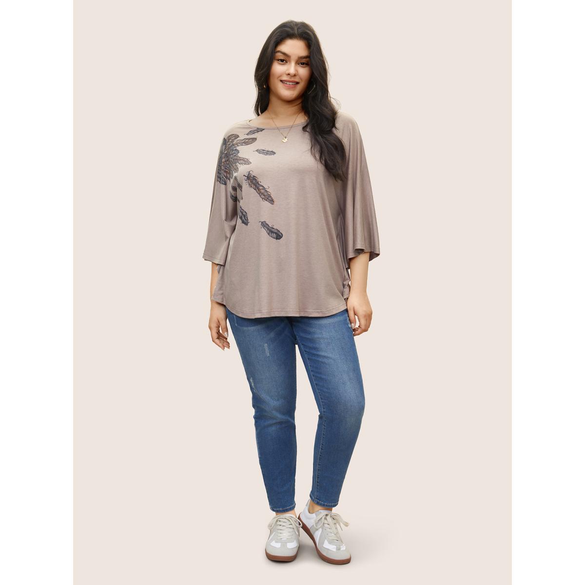 Plus Size Feather Print Batwing Sleeve T-shirt Champagne Women Casual Non Feather Round Neck Everyday T-shirts BloomChic 14-16/1X Product Image