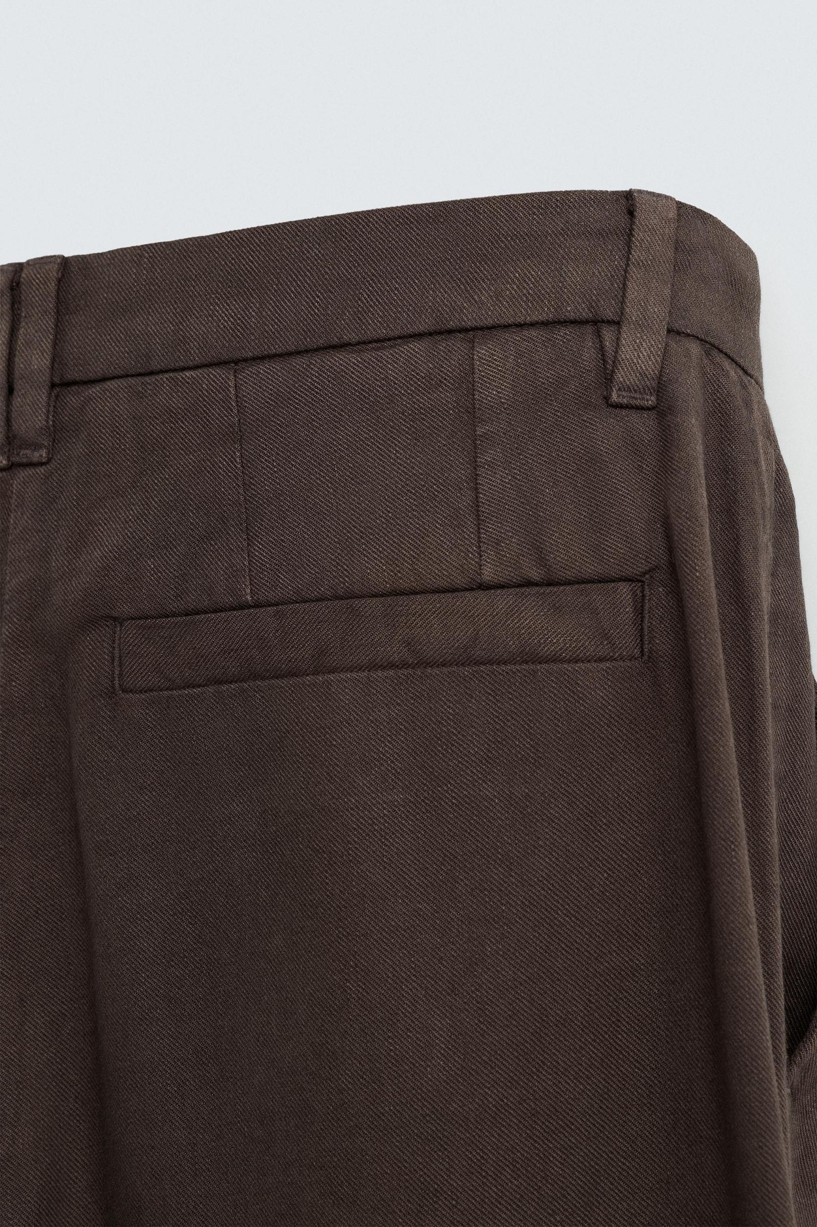 FLOWY PLEATED PANTS Product Image