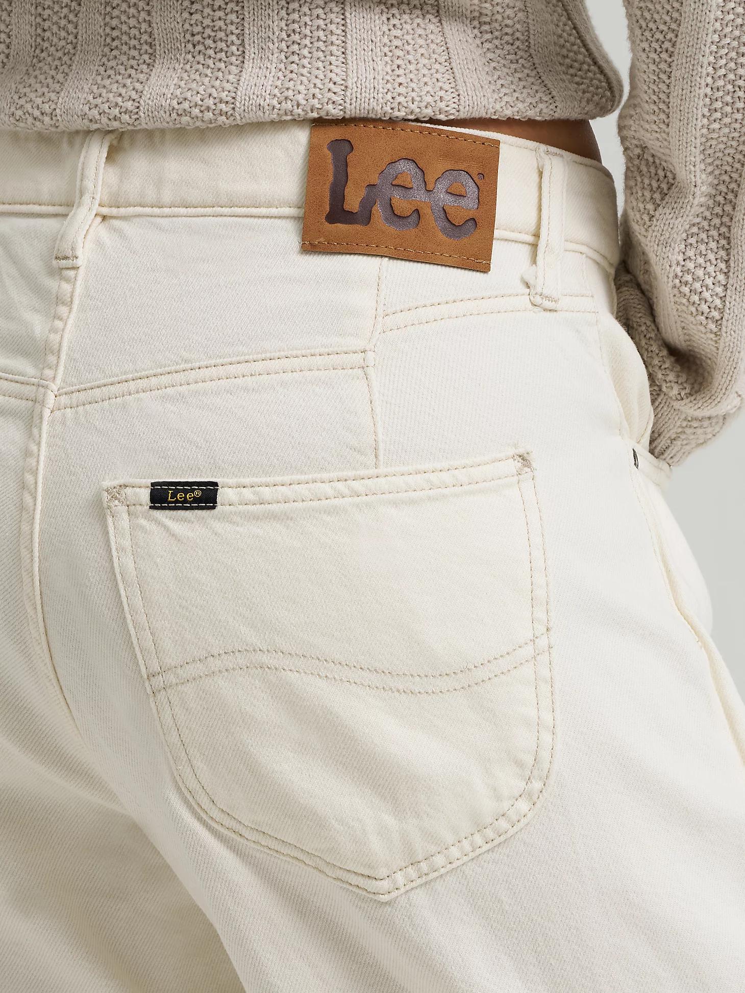 Women's Loose Crop Button-Fly Jean | Women's Capris & Crops | Lee® Product Image