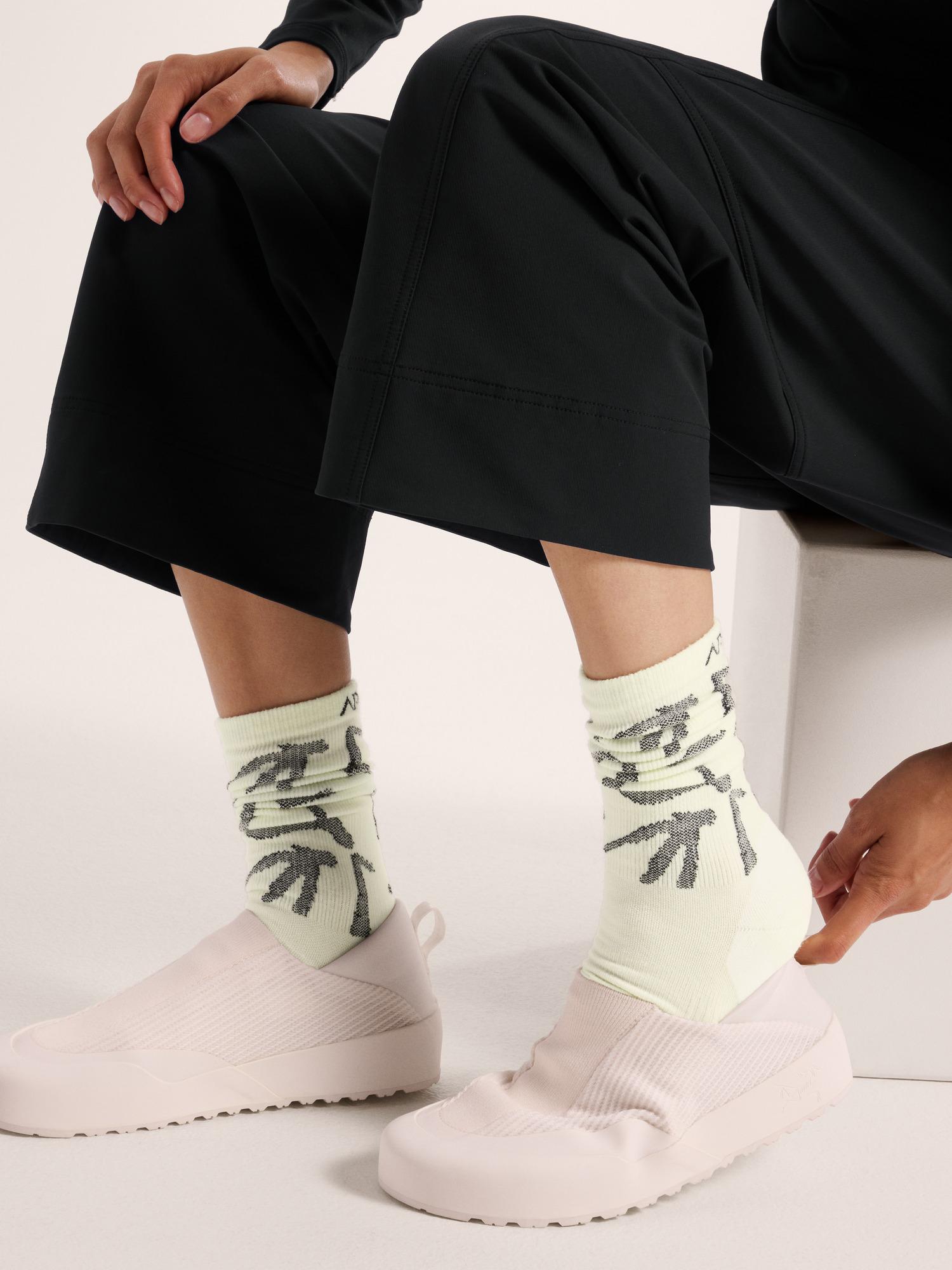 Merino Wool Grotto Mid Sock Product Image