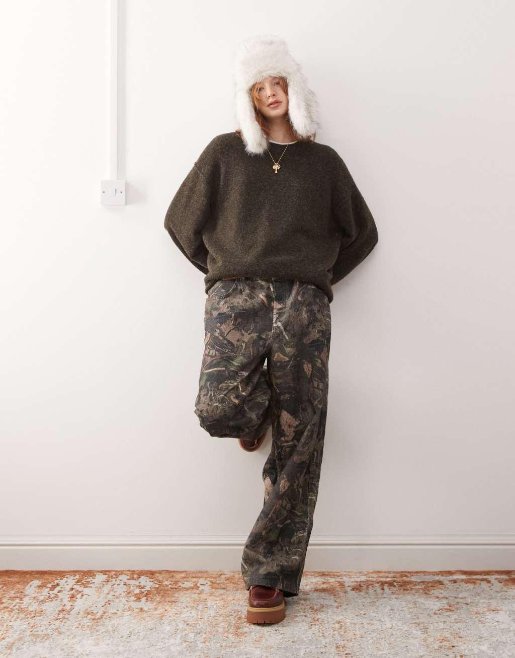 Weekday Funda sweater in dark brown melange Product Image