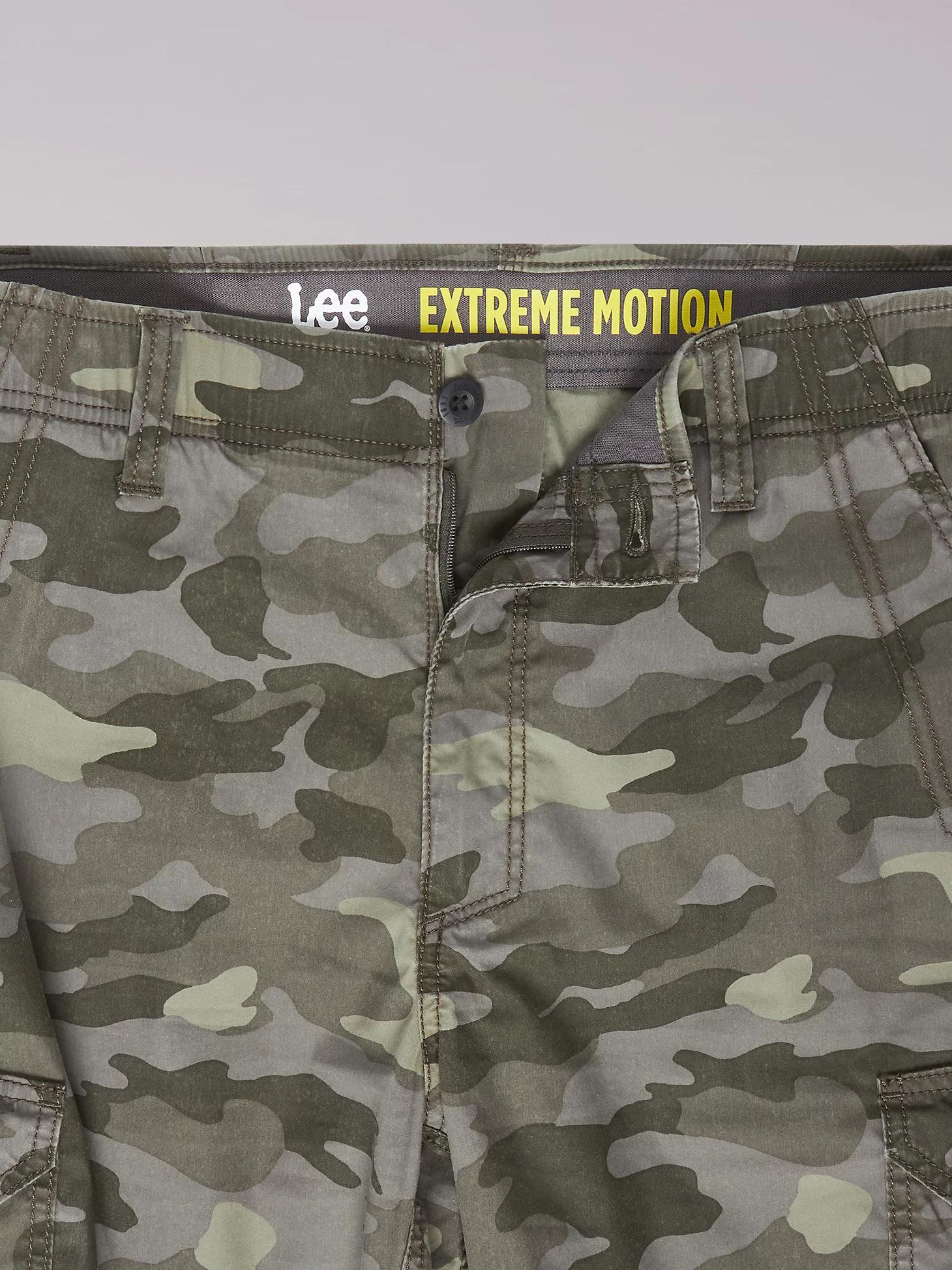 Men's Extreme Motion Crossroad Cargo Short | Men's Shorts | Lee® Product Image