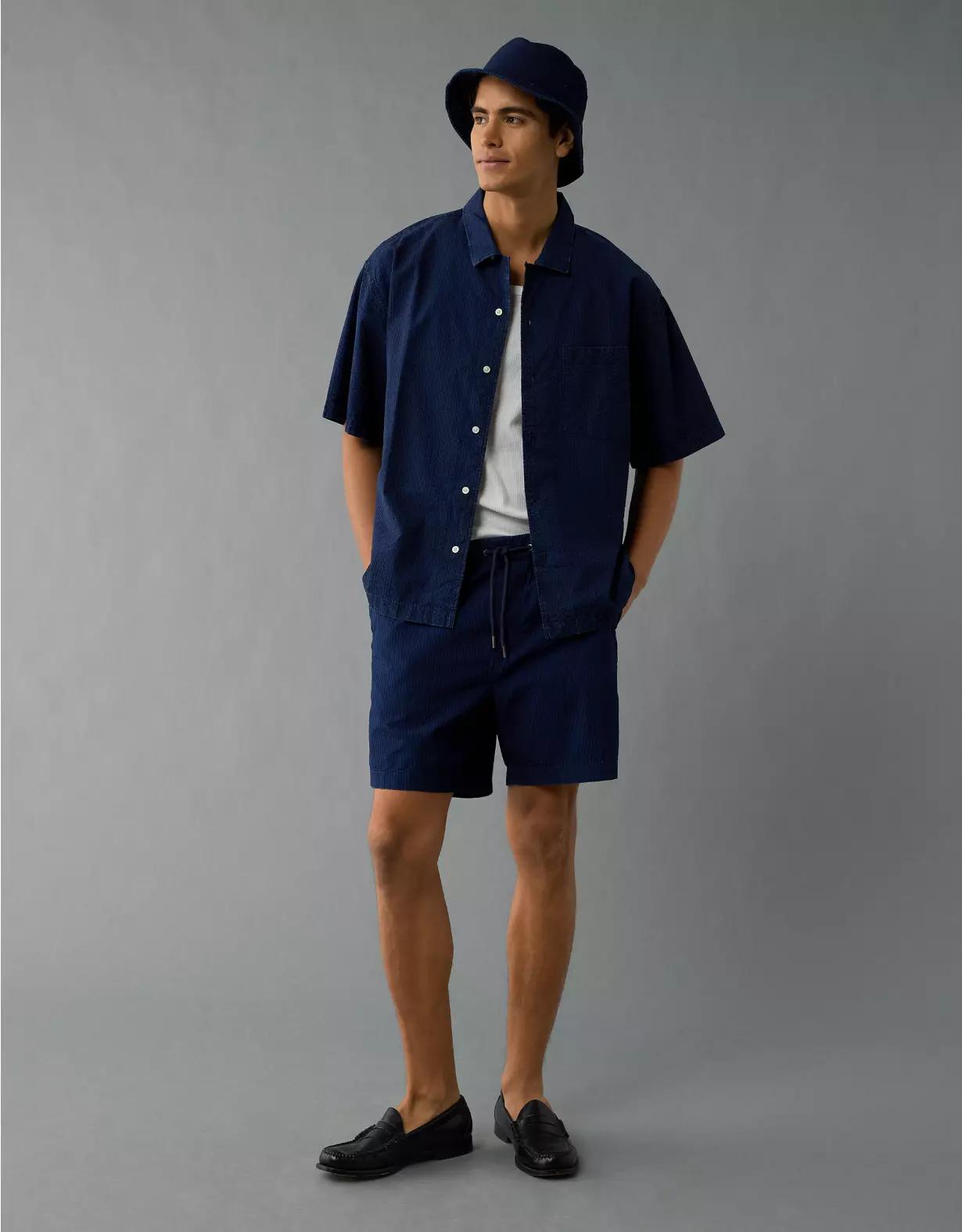 AE 7" Lived-In Trekker Short Product Image