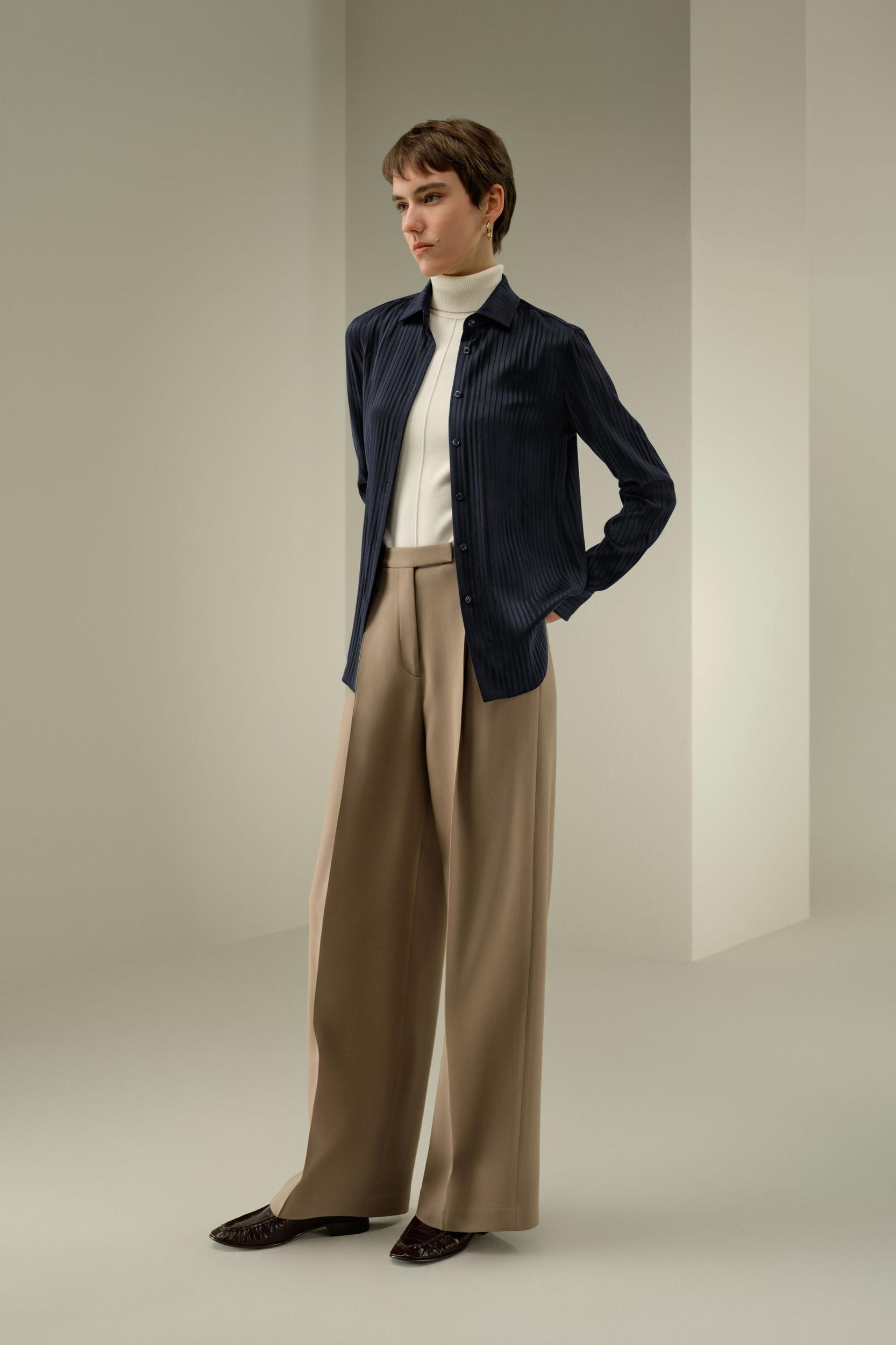 Stretched Jacquard Stripe Silk Shirt Product Image