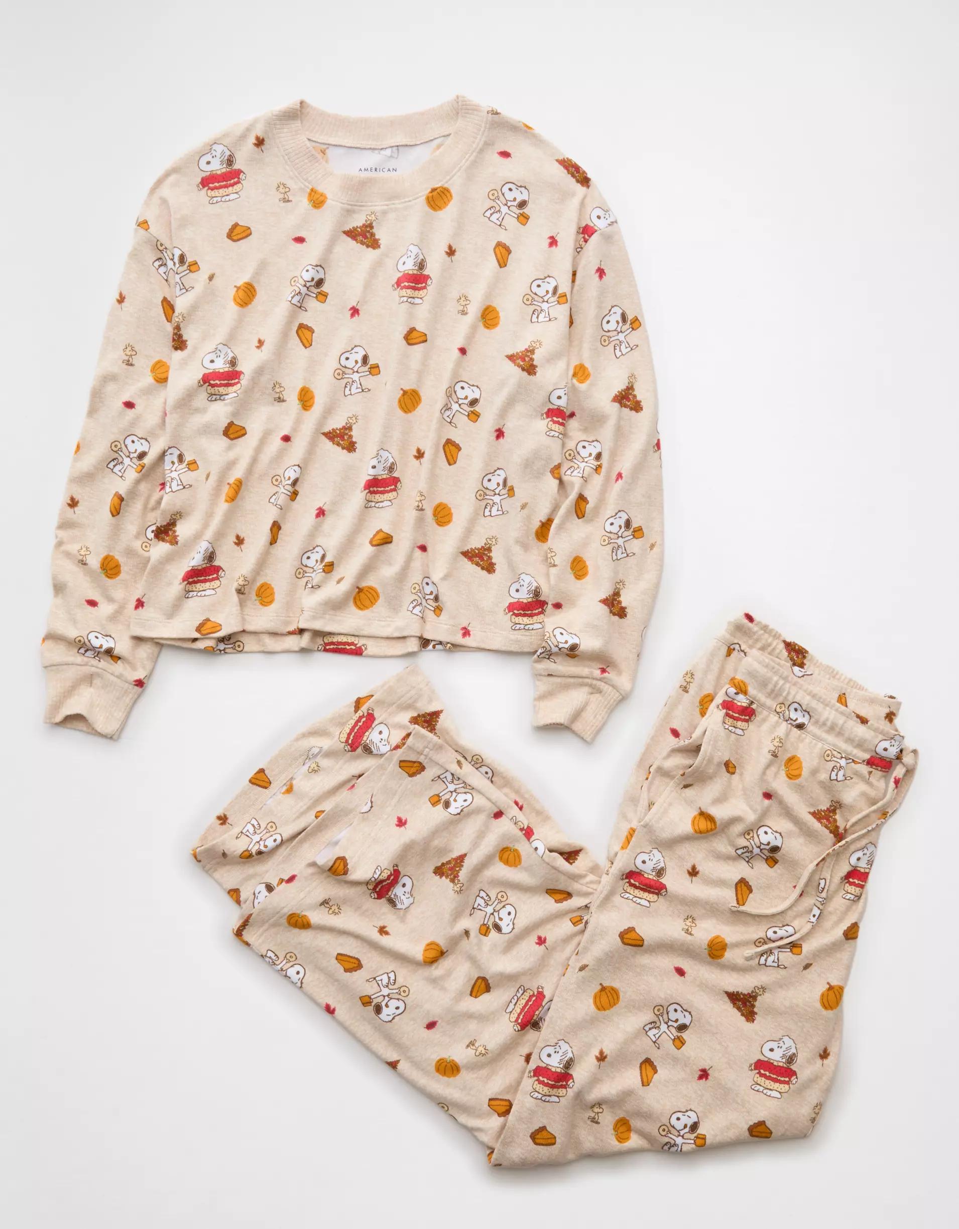AE Luxe Plush Snoopy Fall Long-Sleeve & Pant PJ Set Product Image