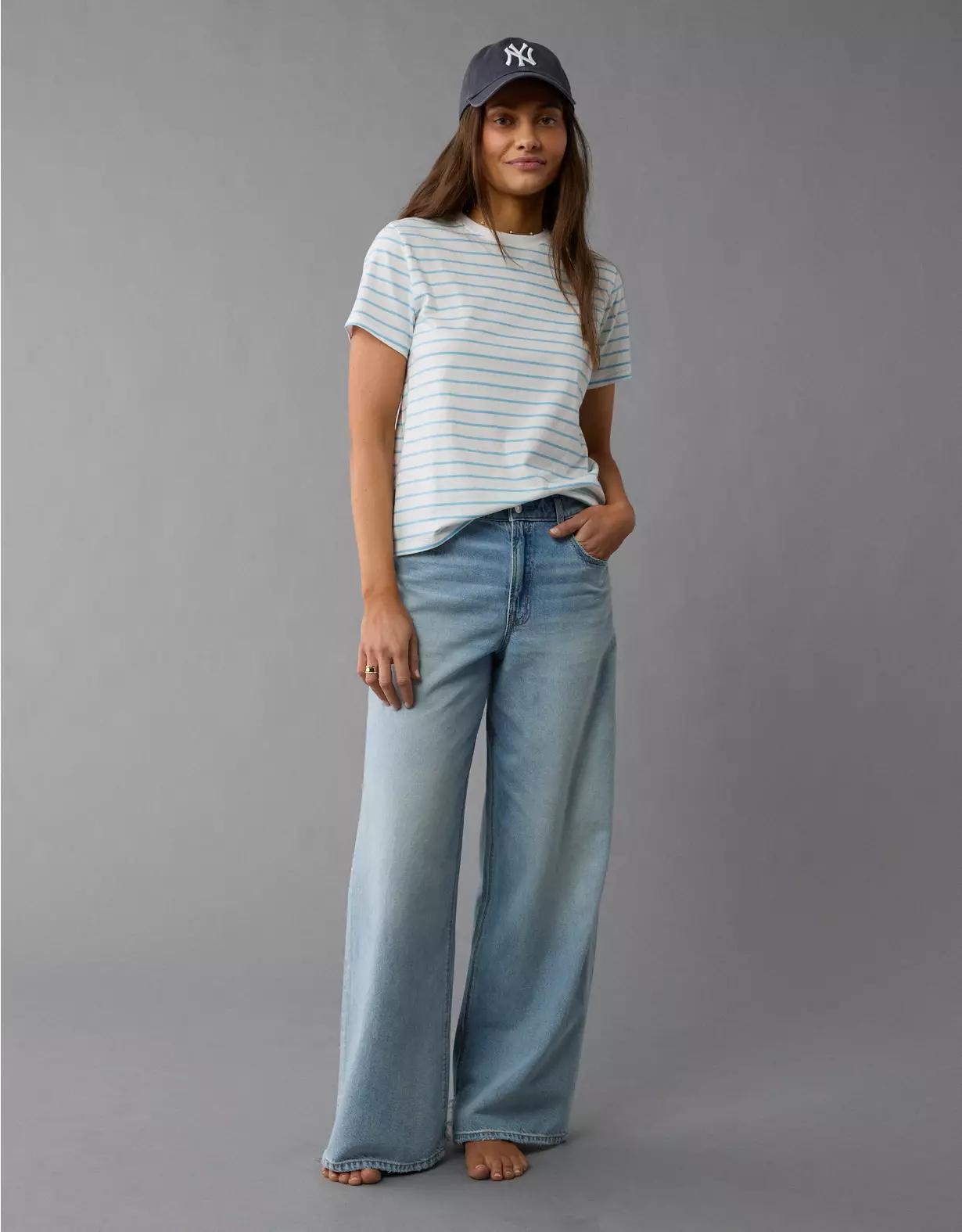 AE Classic T-Shirt Product Image