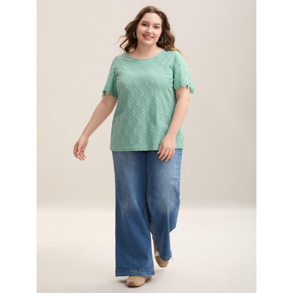 Plus Size Cut-Out Textured Spliced Sleeve T-Shirt Greenbean Women Casual Texture Round Neck Everyday T-shirts BloomChic 10/M Product Image