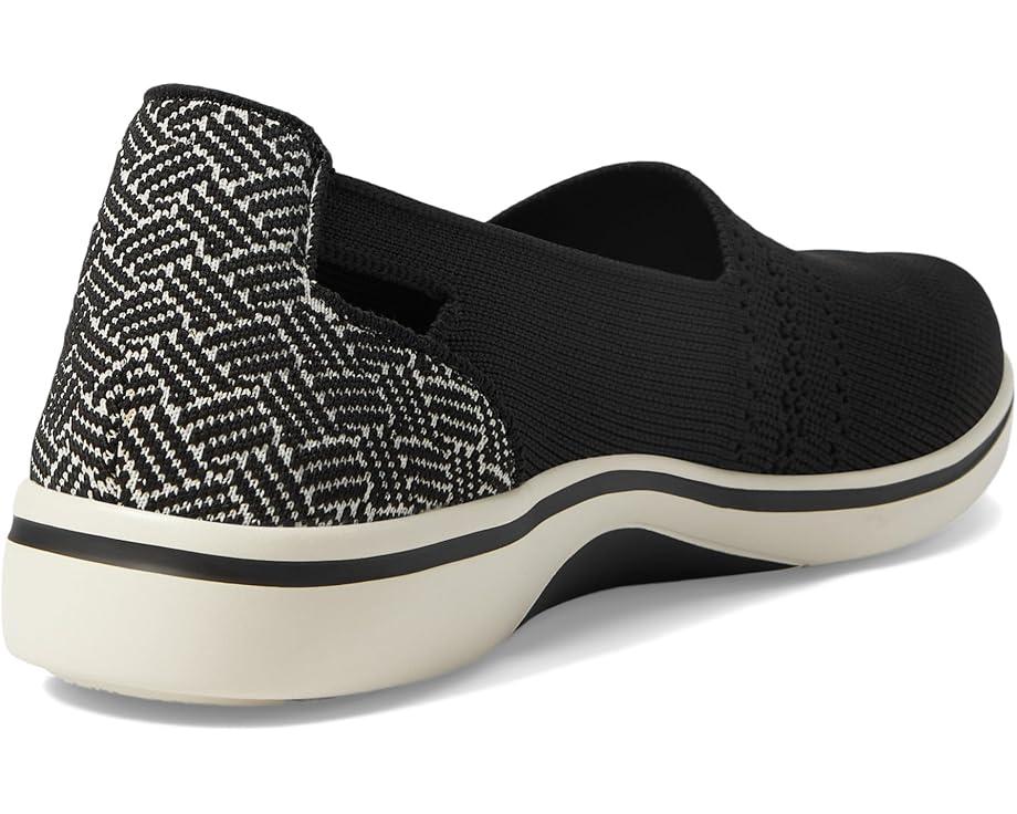 On-The-Go Flex - Top Notch  Hands Free Slip-Ins Product Image