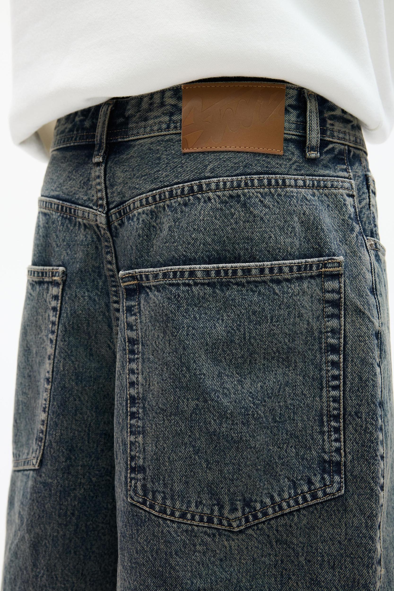 Skater jorts Product Image