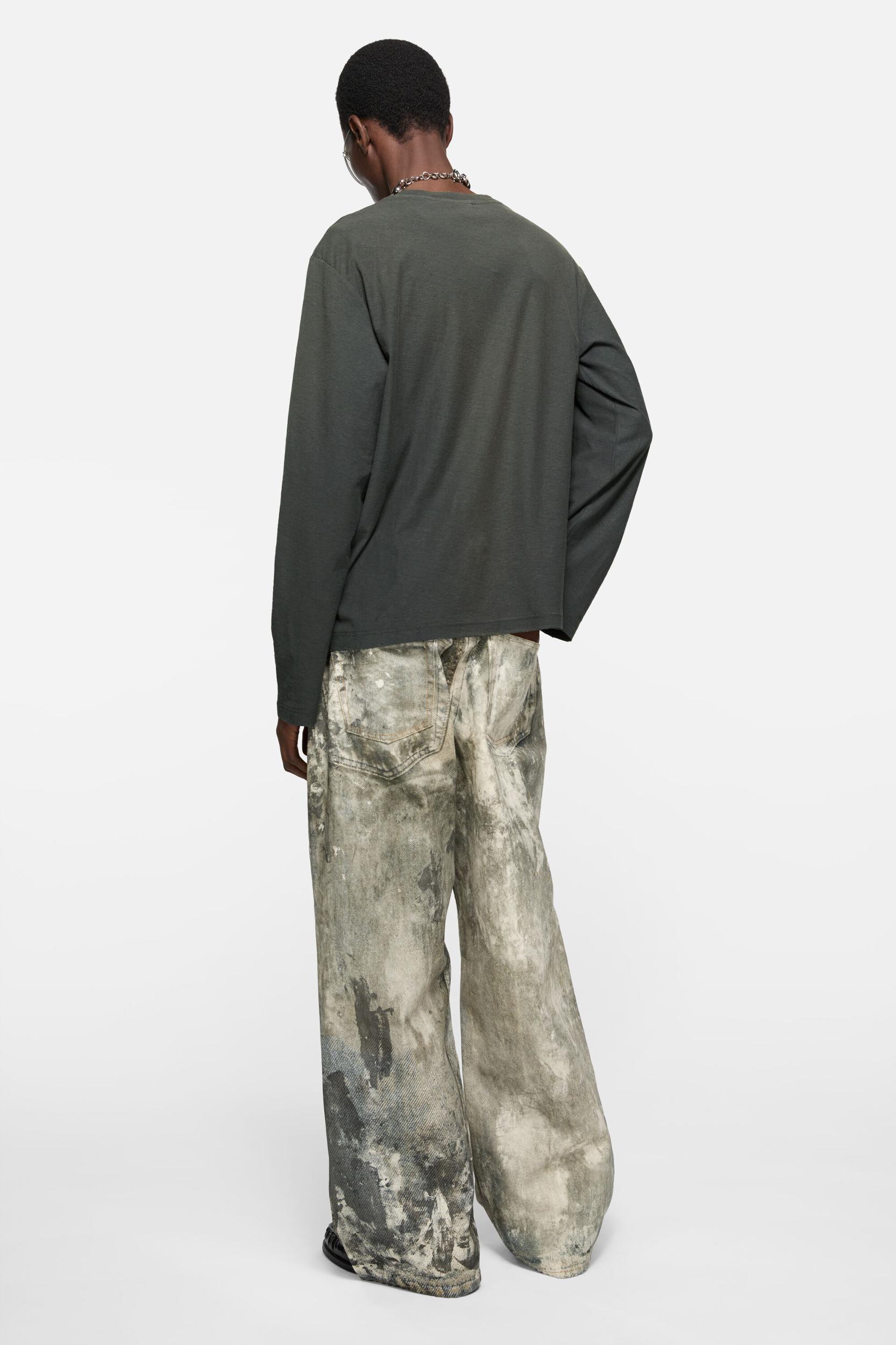 Logo t-shirt - Relaxed fit Product Image