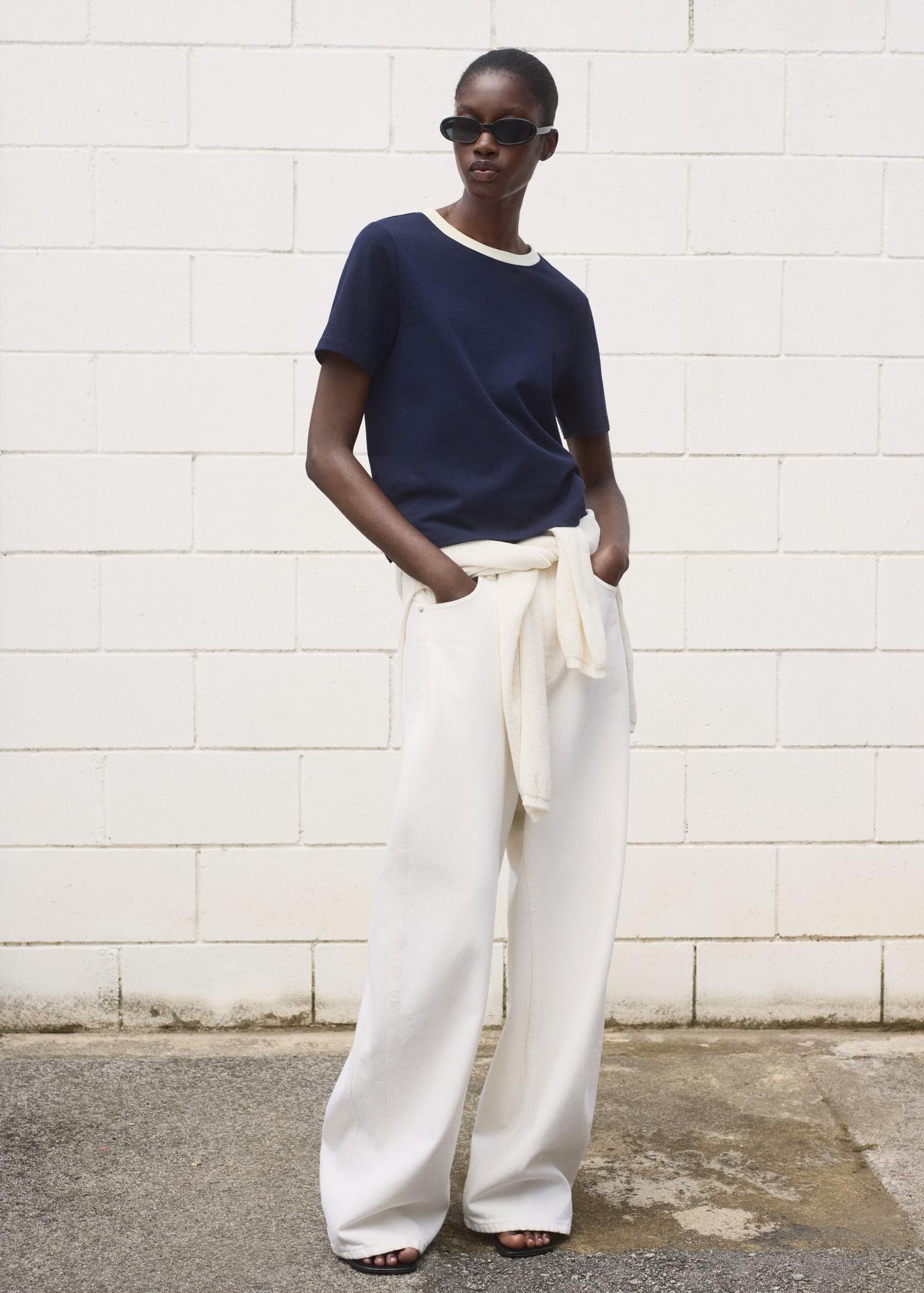 Contrasting collar cotton t-shirt - Women | MANGO USA Product Image