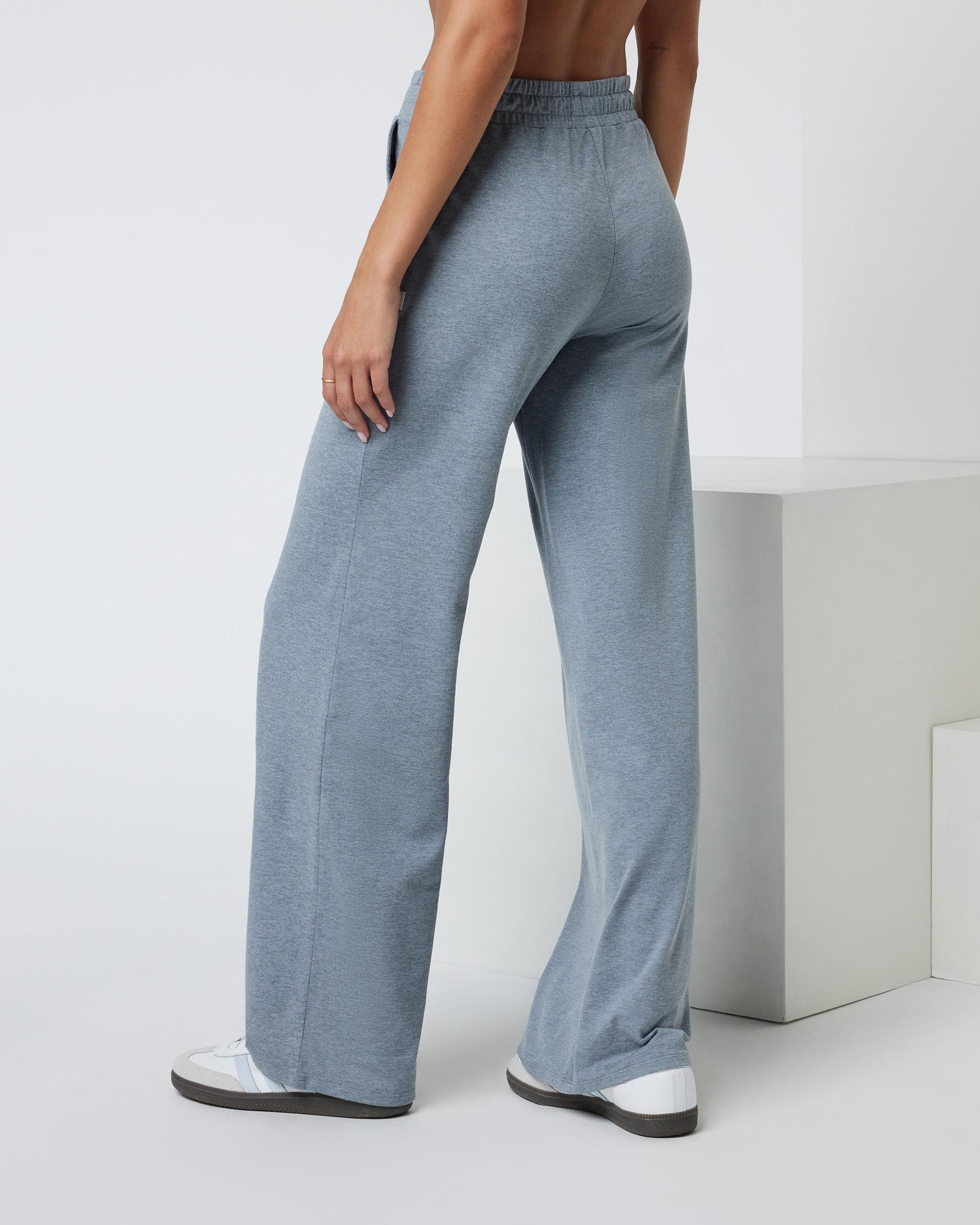 Halo Essential Wideleg Pant Product Image