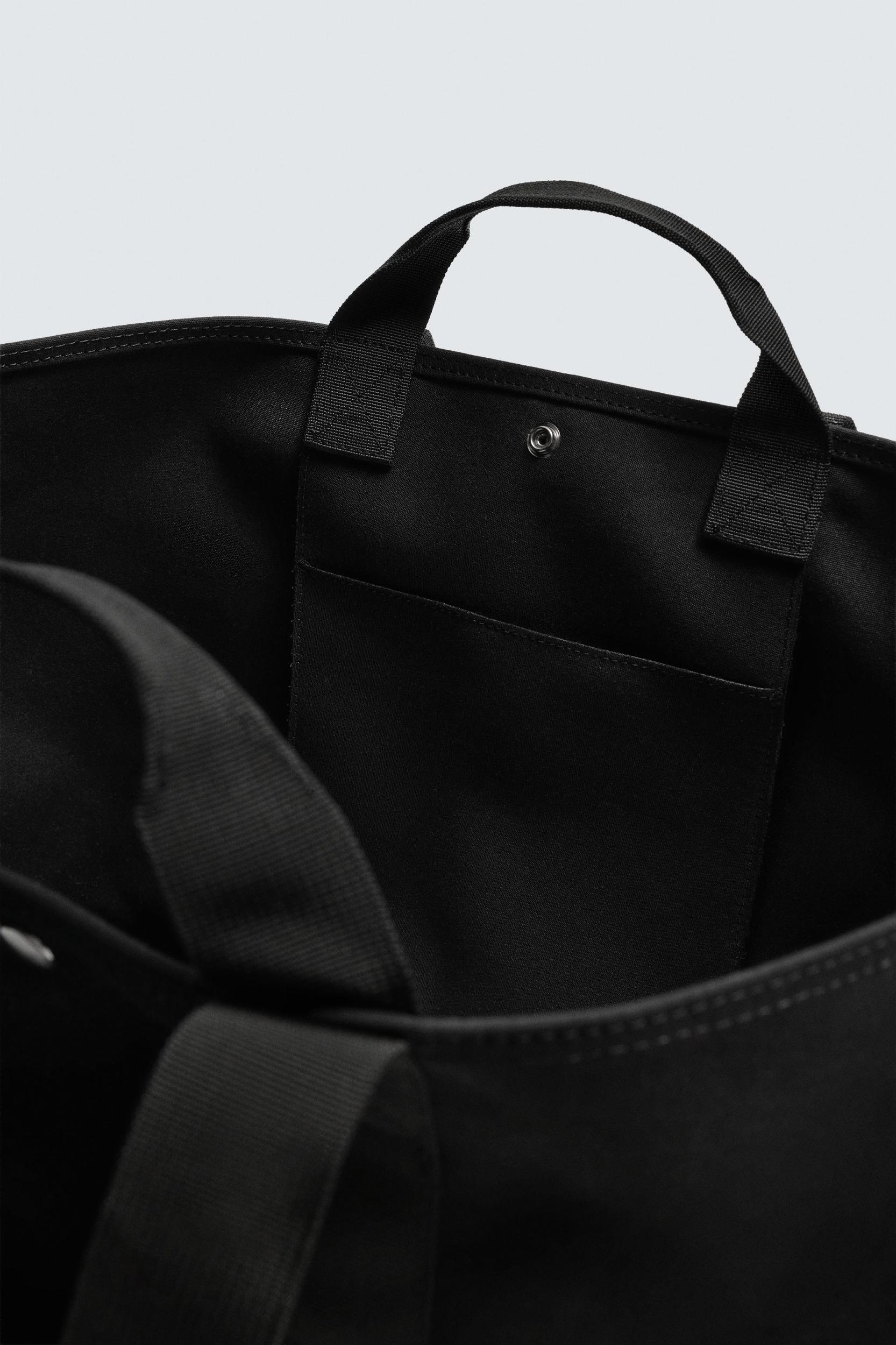 TECHNICAL SHOPPER BAG Product Image