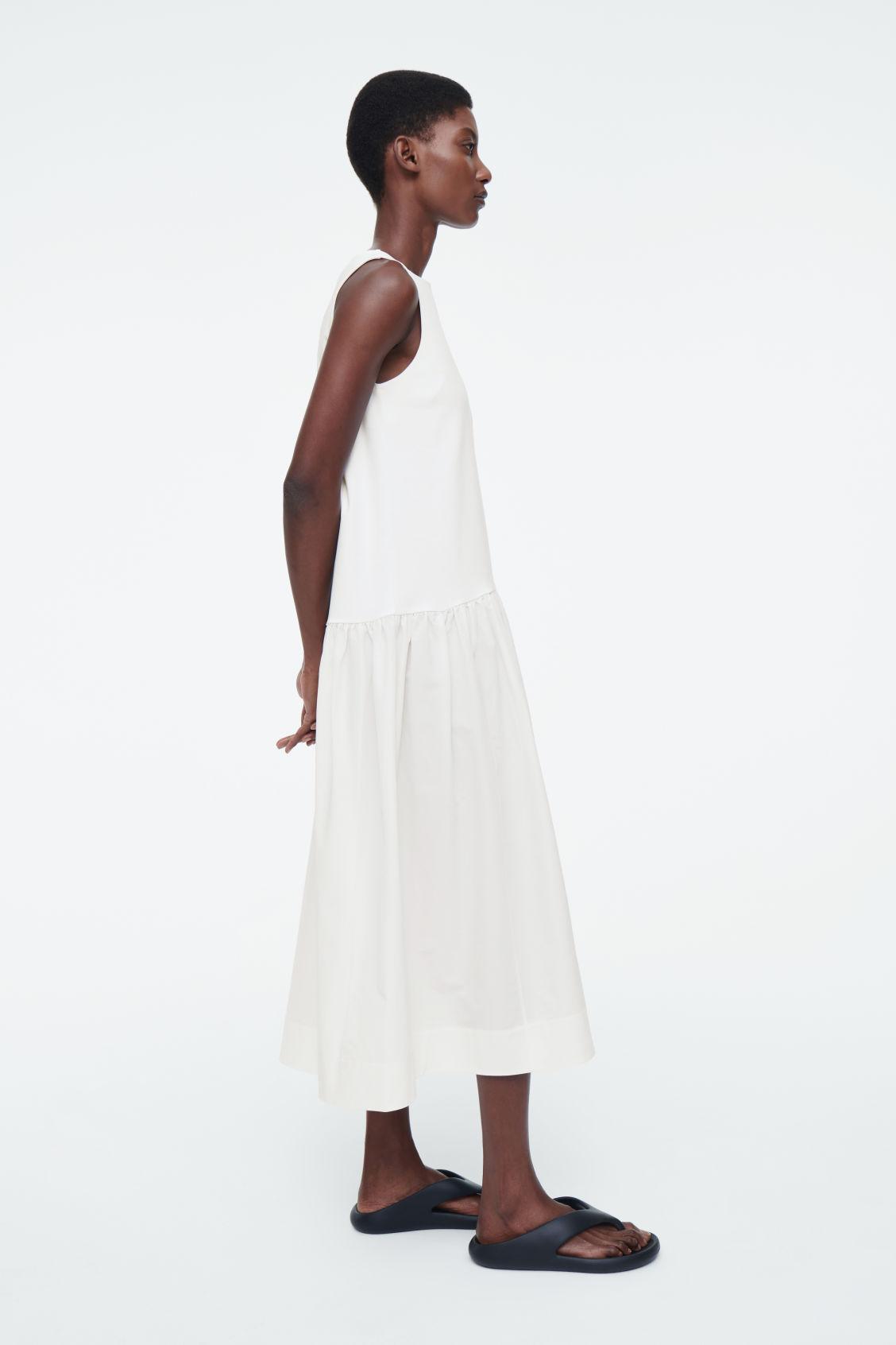 VOLUMINOUS SLEEVELESS MIDI DRESS Product Image