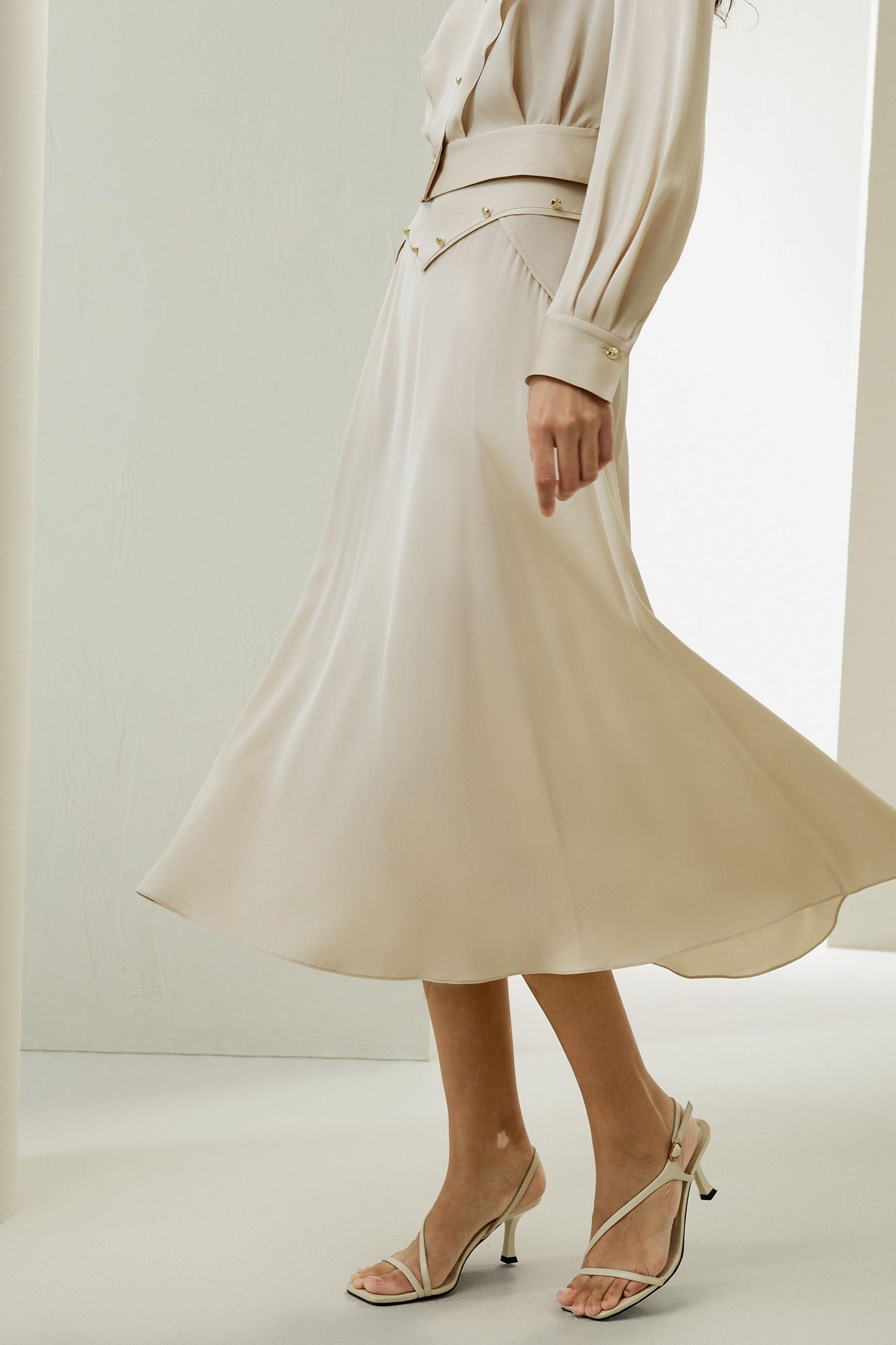 Flowy A-line Midi Skirt With Gridle Product Image