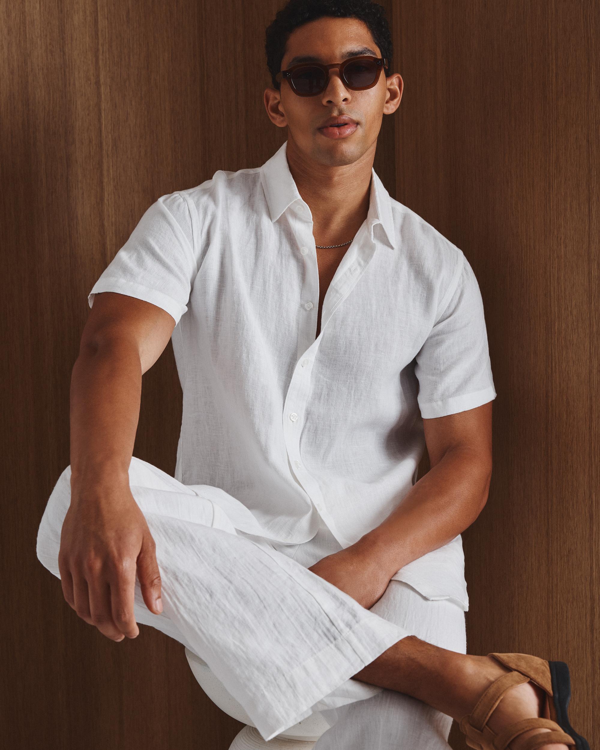 Quince | Men's 100% European Linen Relaxed Short Sleeve Shirt Product Image