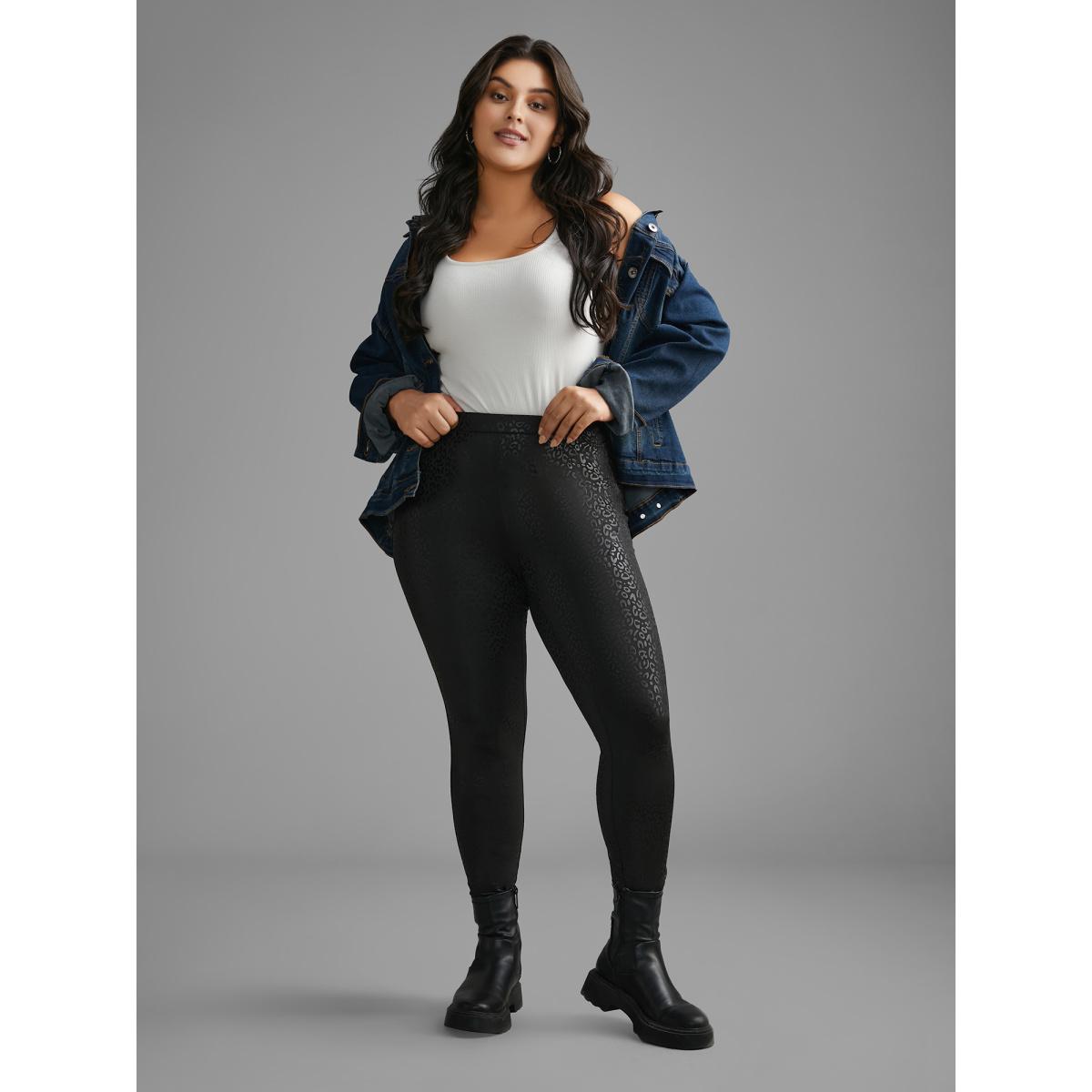 Plus Size Leopard Print Pocket High Stretch Leggings Women BlackFlower Elegant High stretch Skinny Mid Rise Everyday Leggings BloomChic 12/L Product Image