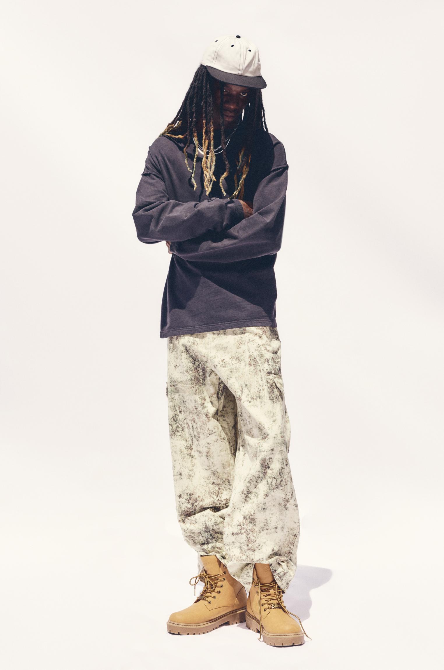 Seam detail long sleeve T-shirt Product Image