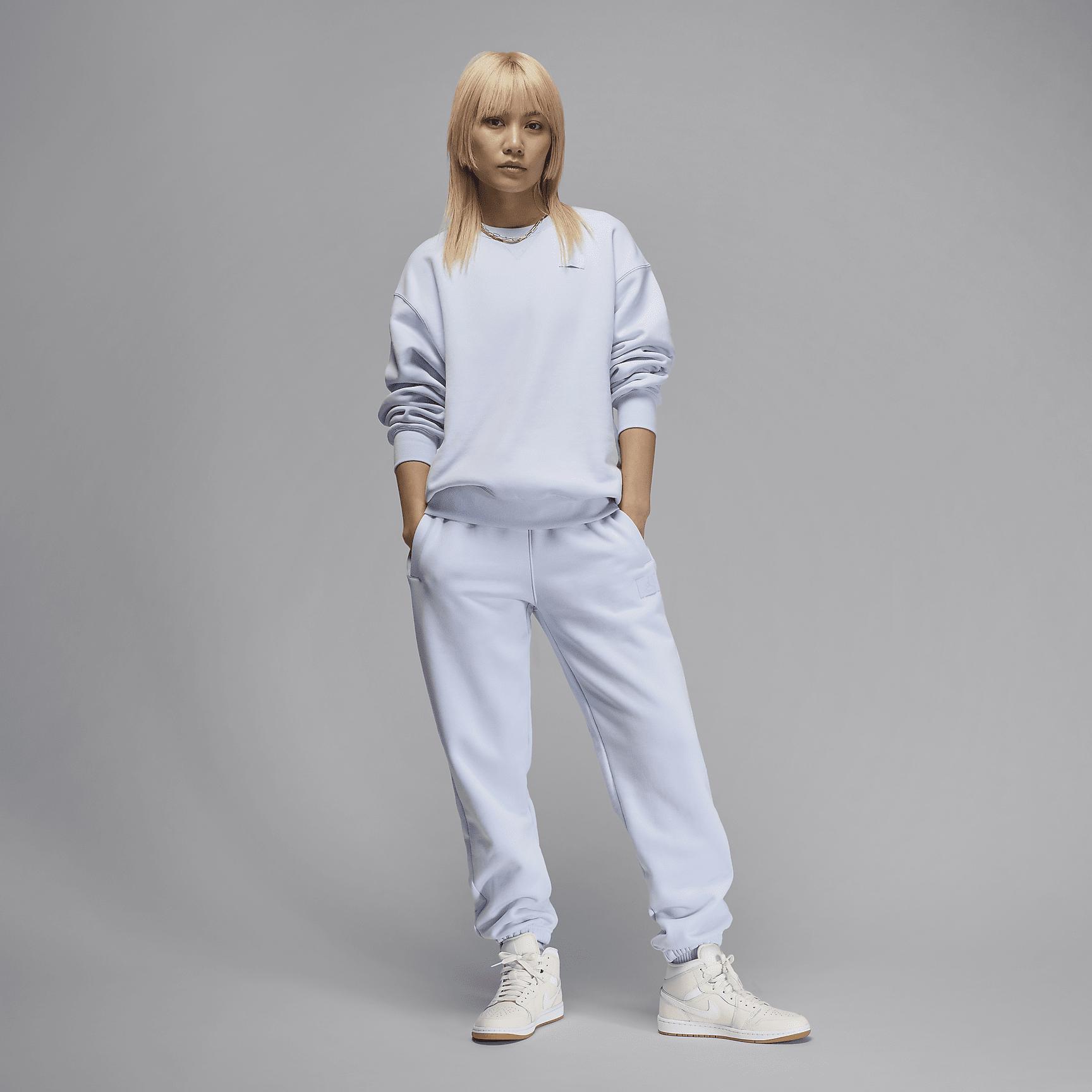 Jordan Womens Jordan AJ 1 Mid - Womens Basketball Shoes Sail/Pink Product Image