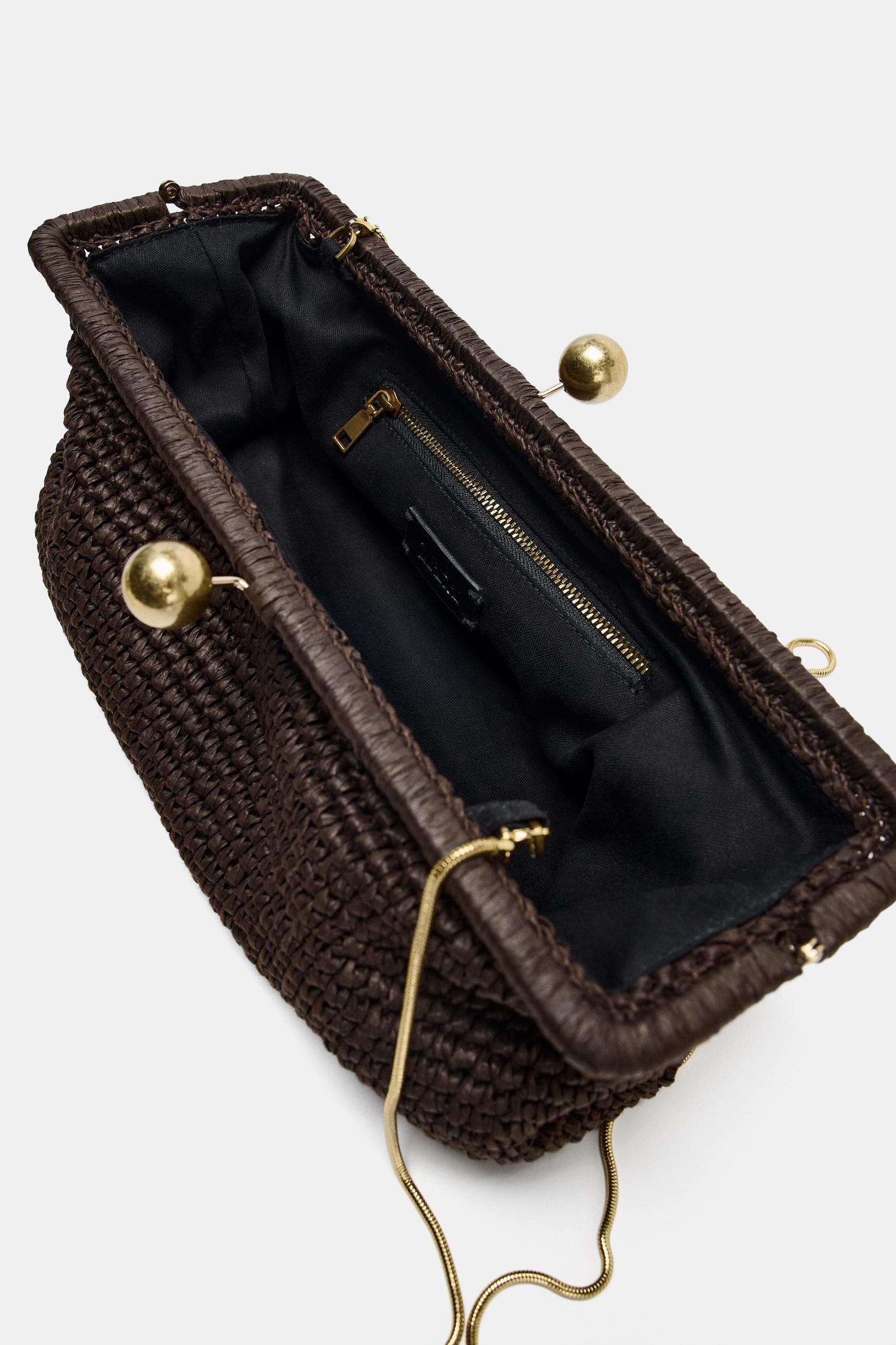 WOVEN CLUTCH BAG Product Image