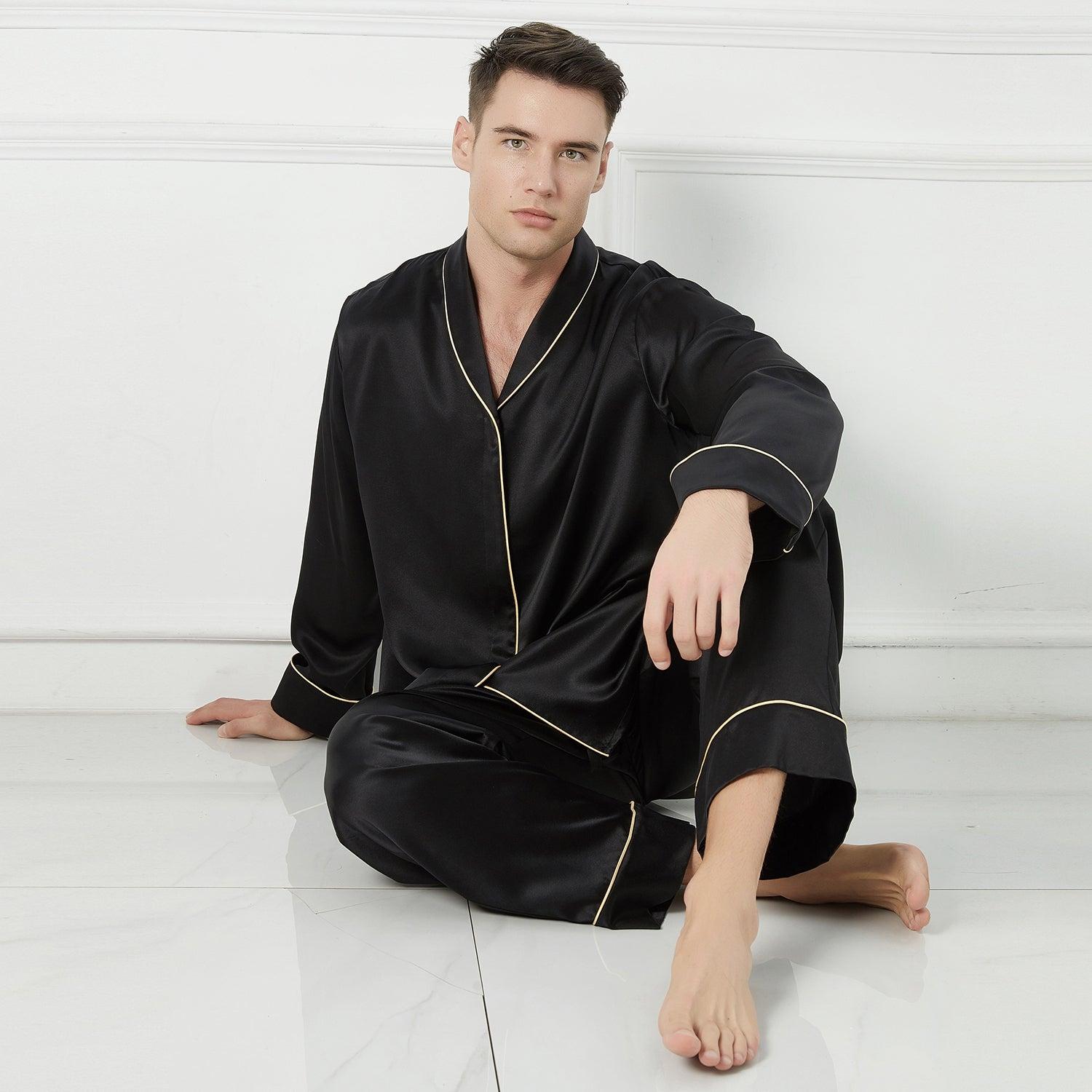 Daffodils Pure Silk Long Sleeve Pajama Set for Men Product Image