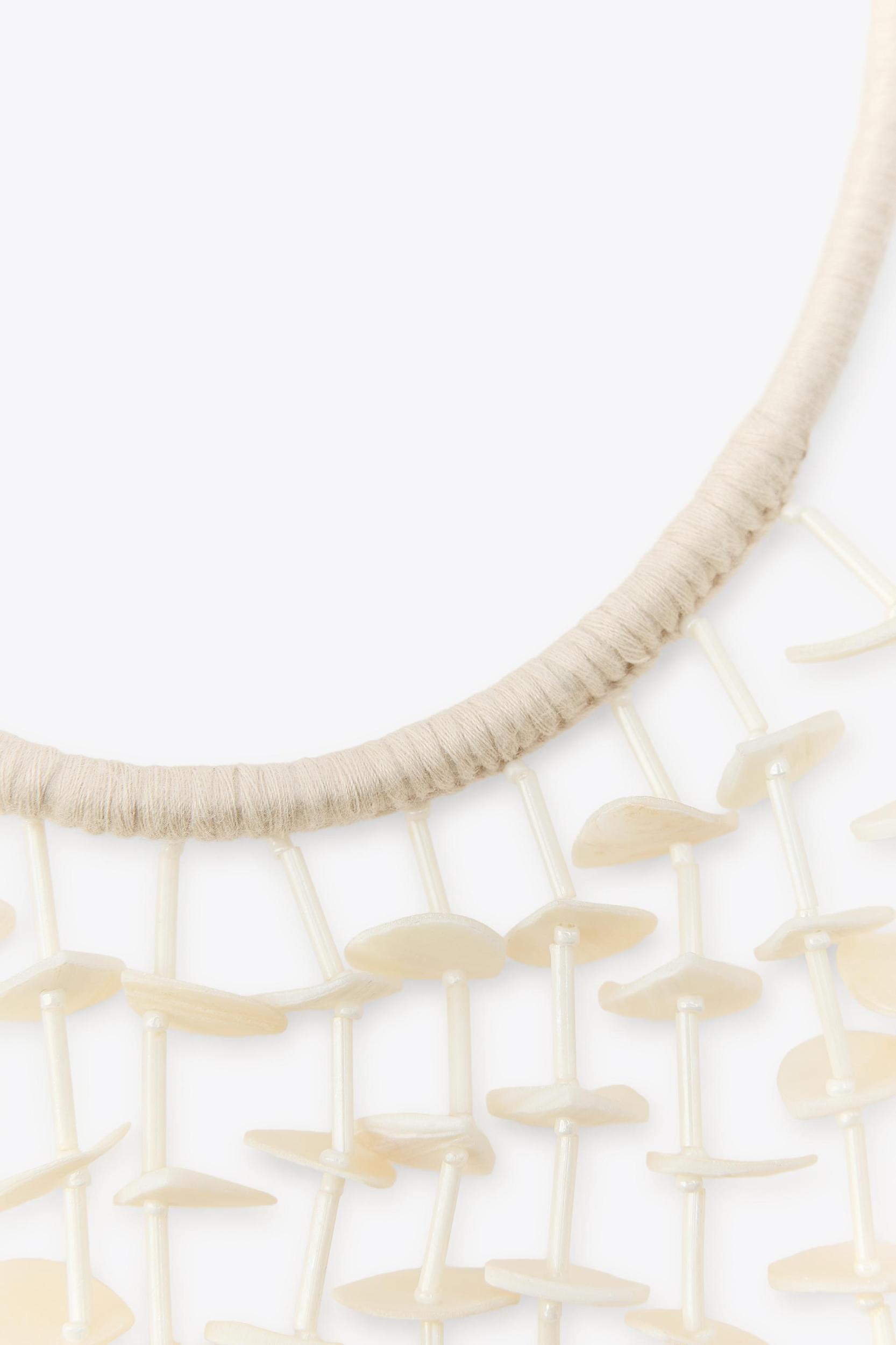 SHELL CORD NECKLACE Product Image