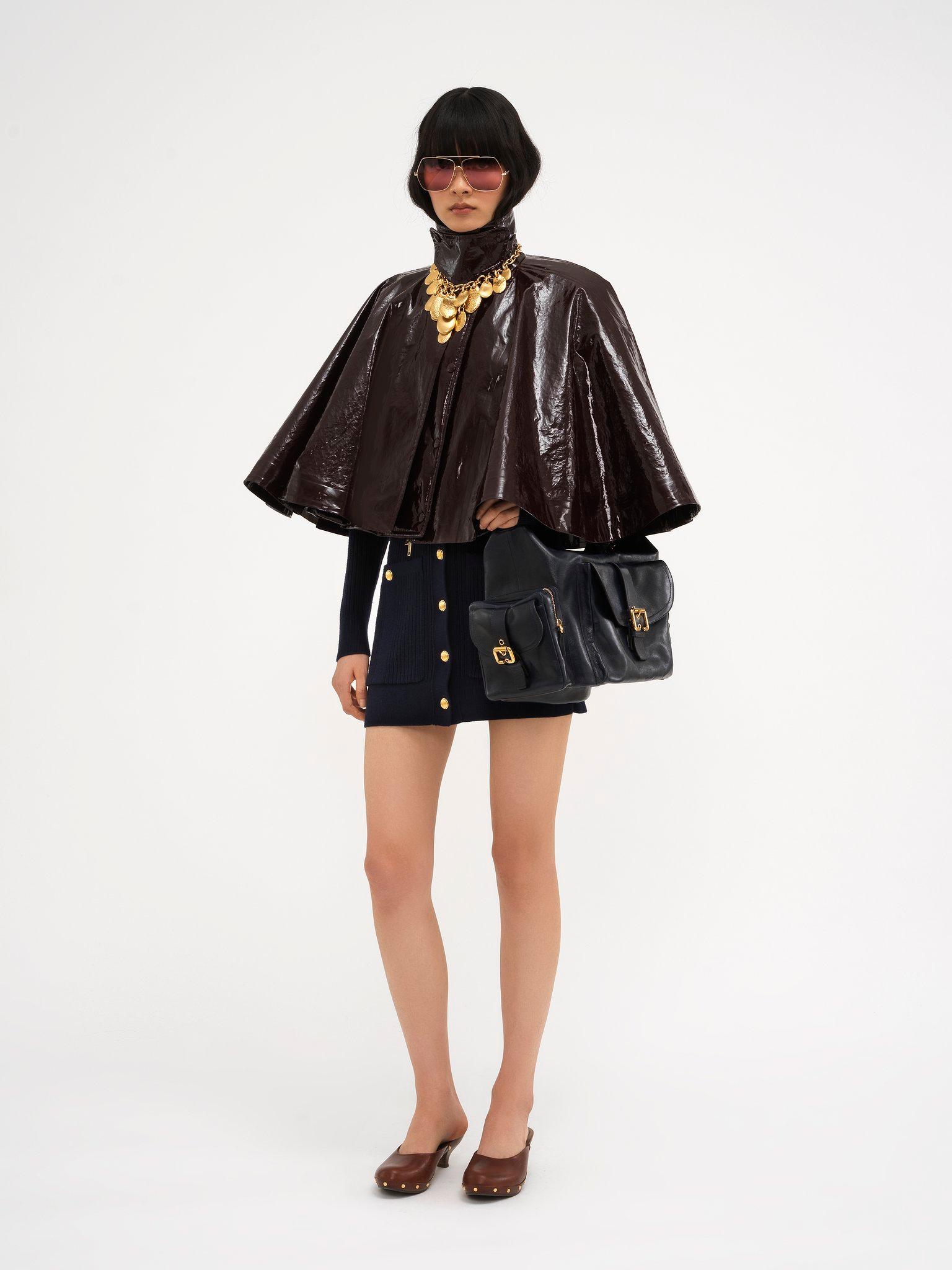 Short cape in lacquered shiny cotton Product Image