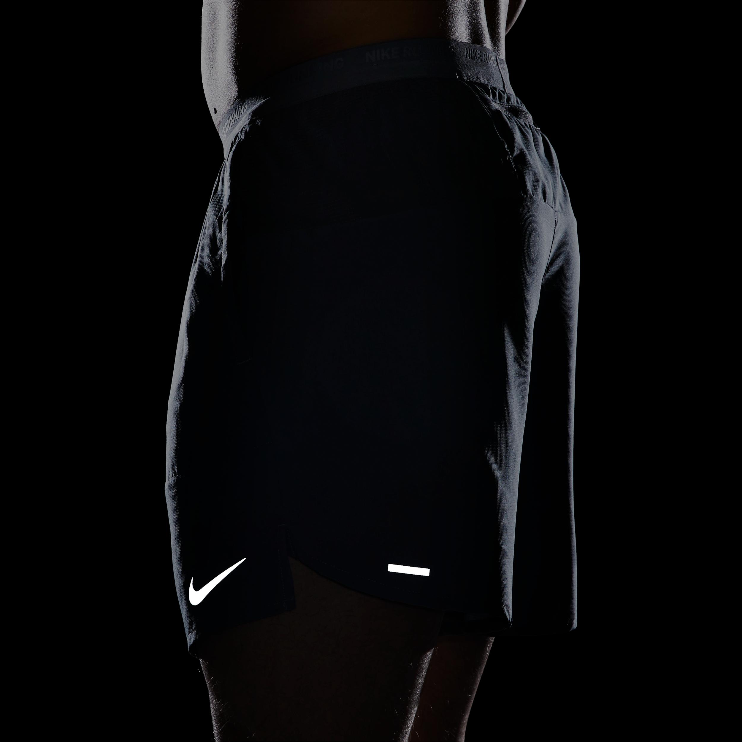 Nike Men's Stride Dri-FIT 7" Brief-Lined Running Shorts Product Image
