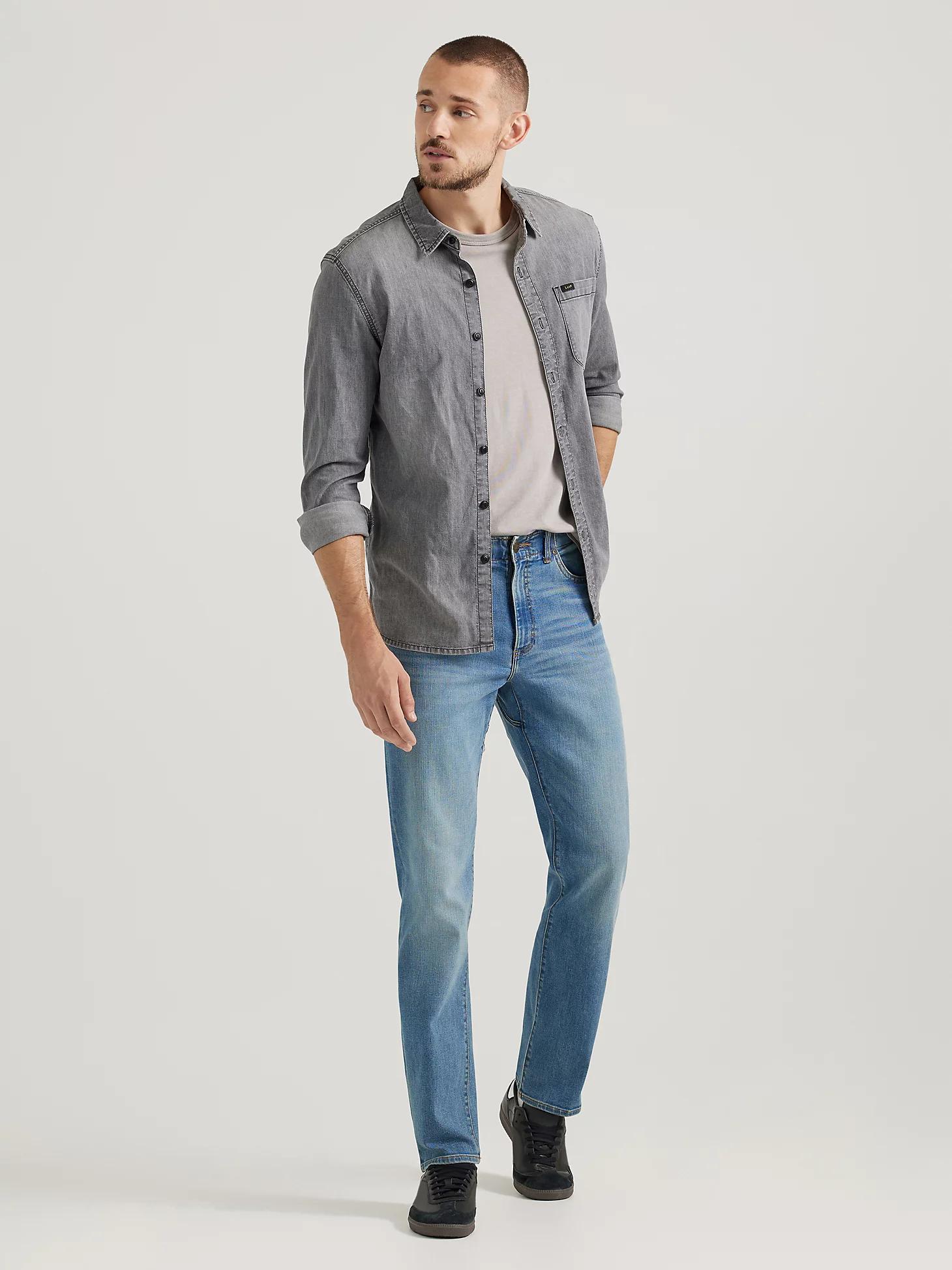 Men's Extreme Motion MVP Regular Straight Jean | Men's Jeans | Lee® Product Image