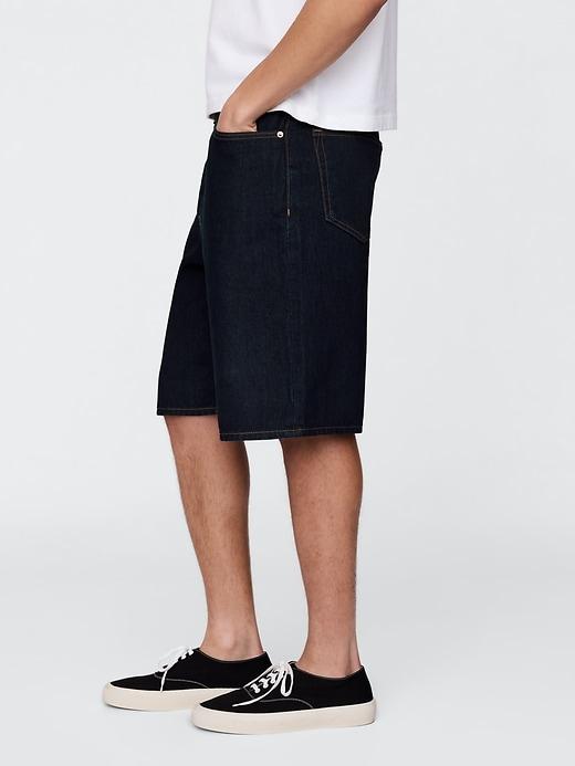 10.5" Baggy Denim Shorts Product Image