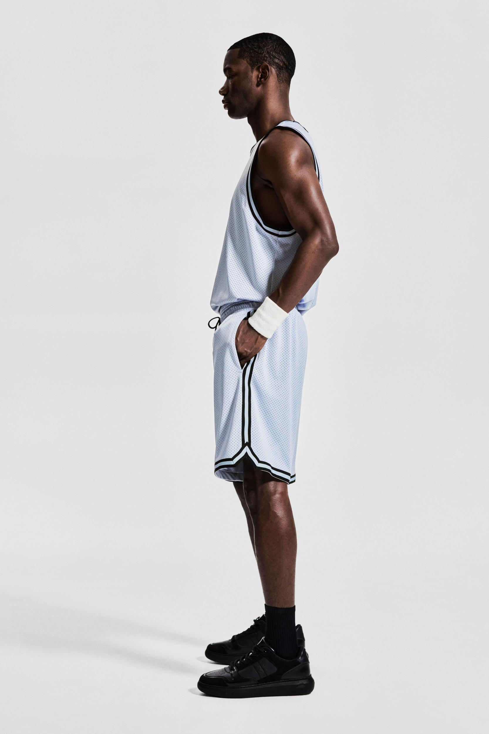 Loose-Fit Basketball Shorts with DryMove™ Product Image