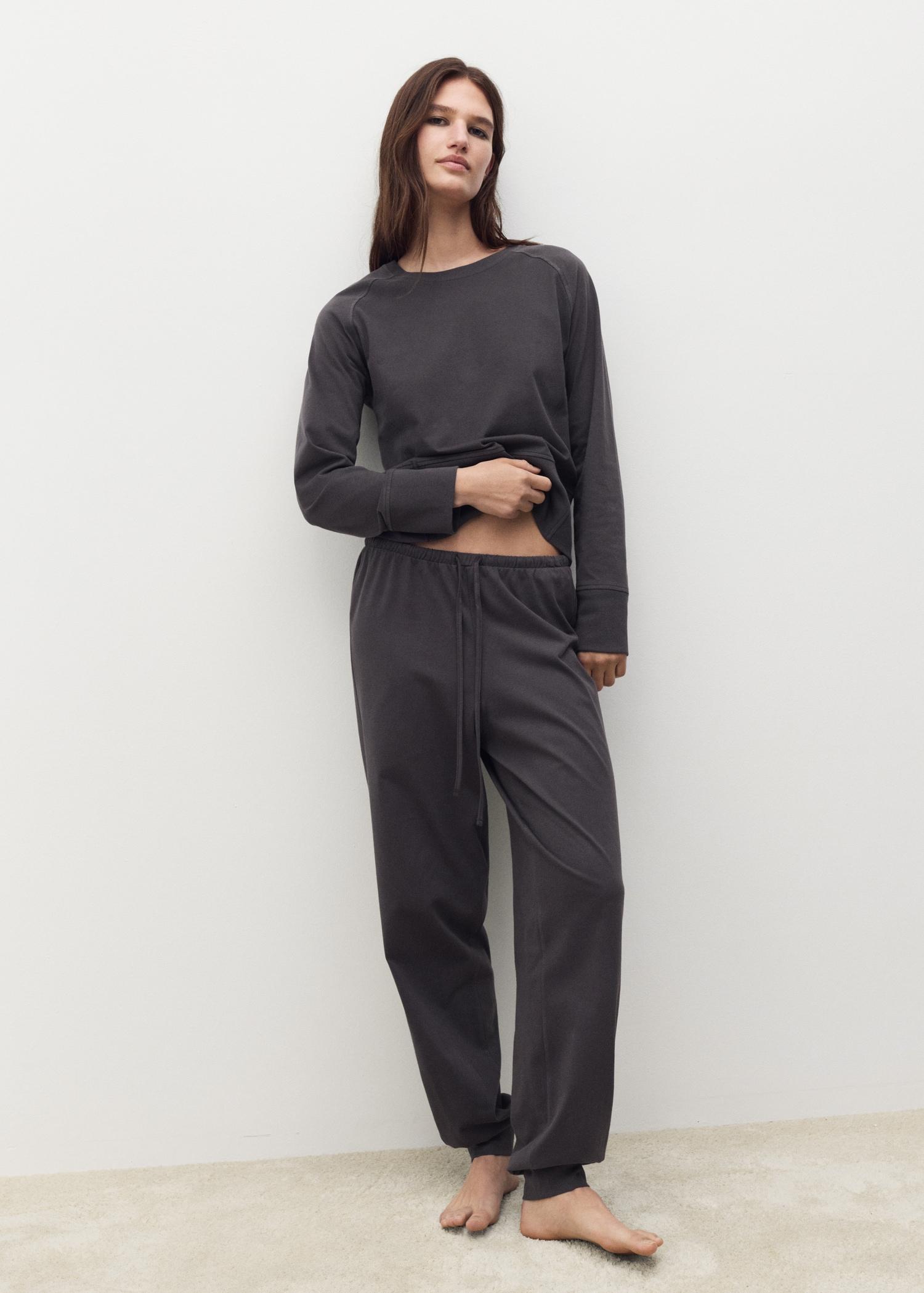 Soft-finish jogger pants - Women | MANGO USA Product Image