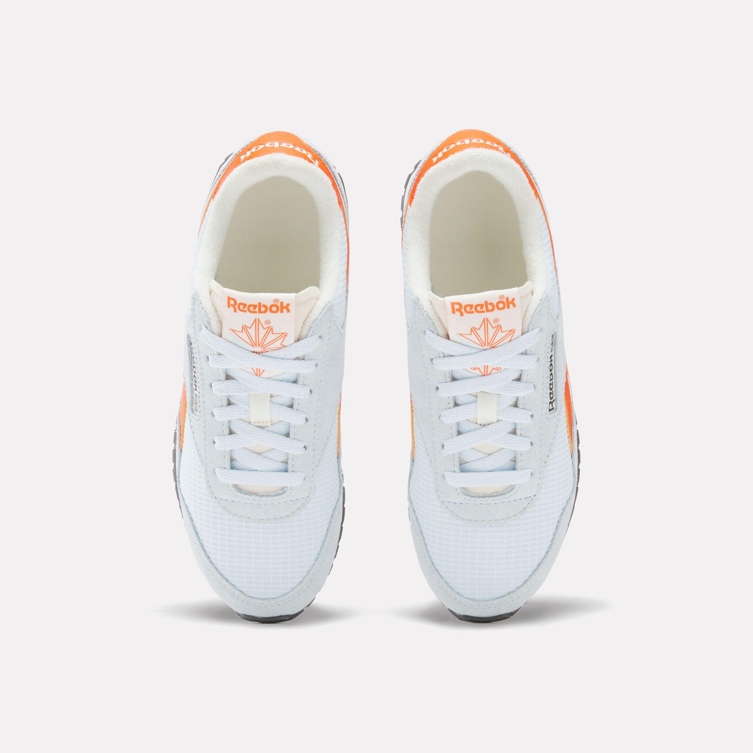 Women's Classic AZ Shoes Female Product Image