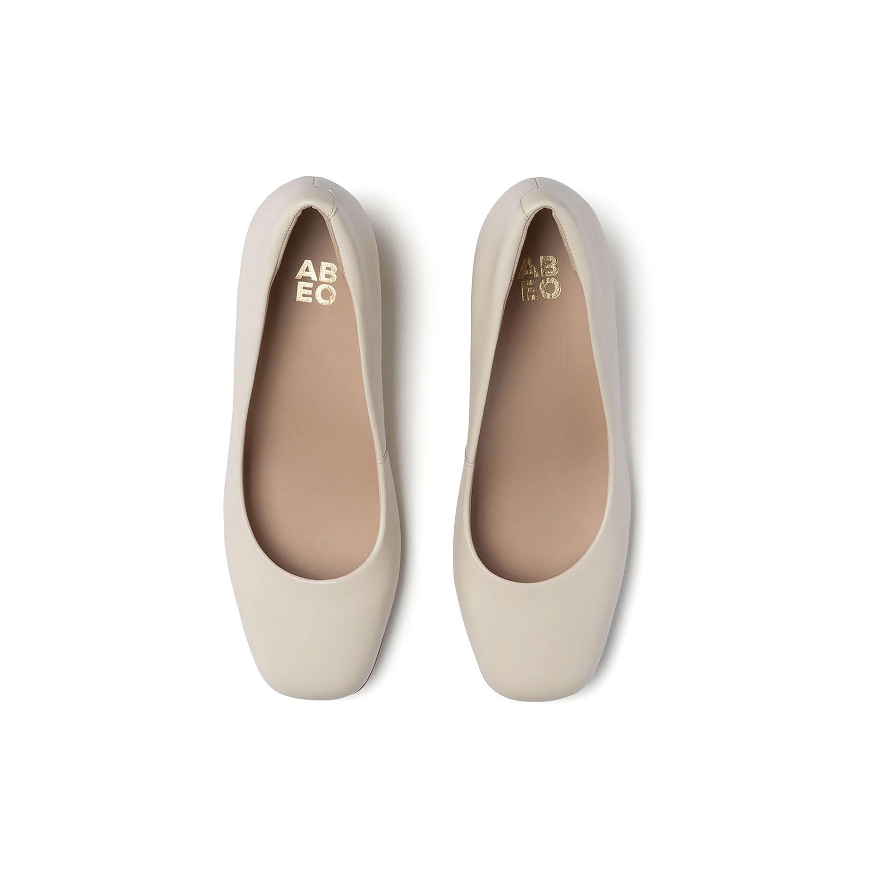 Avenue Pump Metatarsal Female Product Image