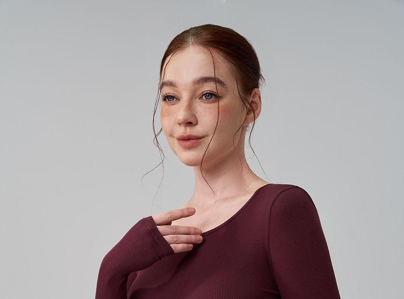 Long-Sleeve Crewneck Plain Crop Sports Top Product Image