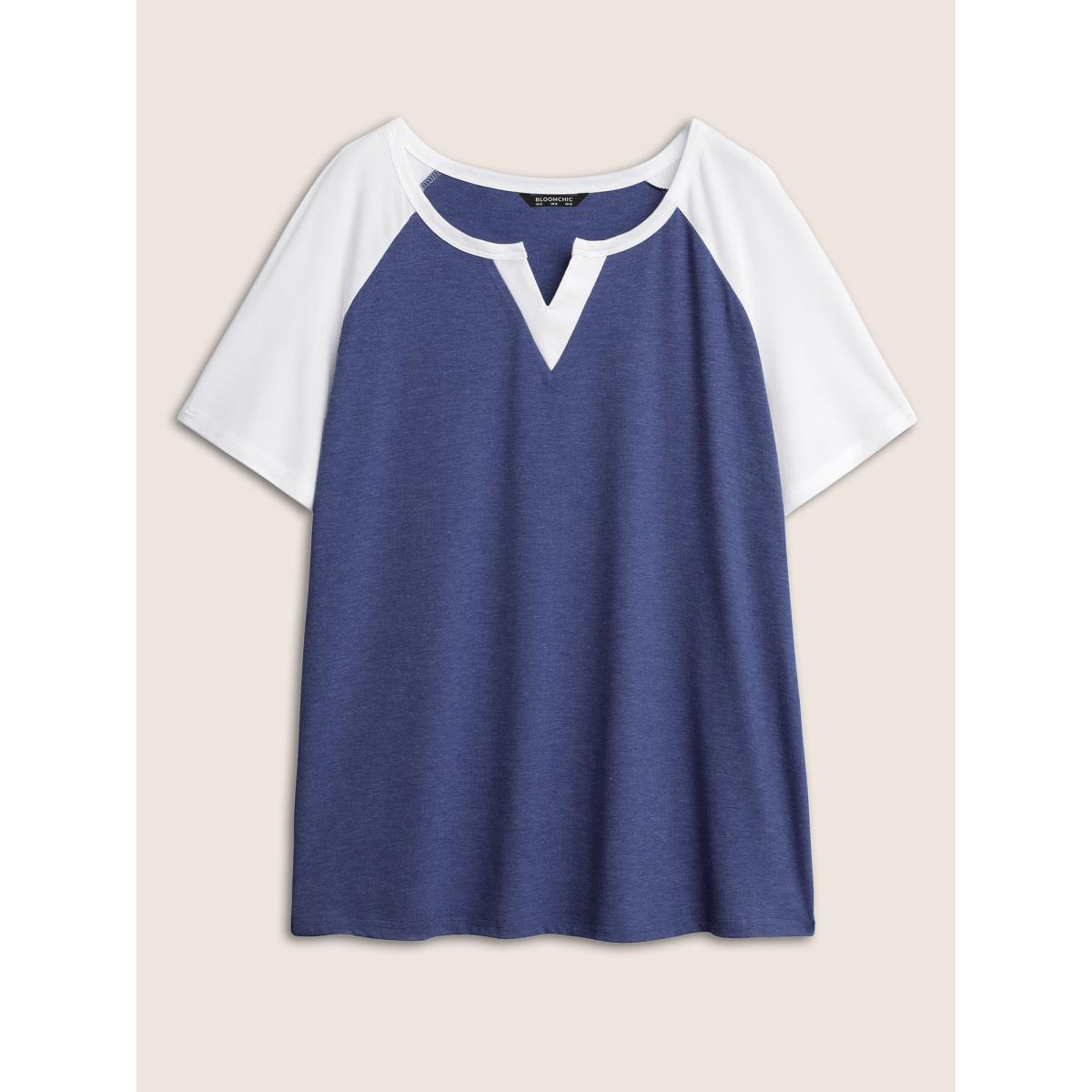 Plus Size Colorblock Contrast Notched Raglan Sleeve T-shirt DarkBlue Women Casual Plain Everyday T-shirts BloomChic 28/5X Product Image