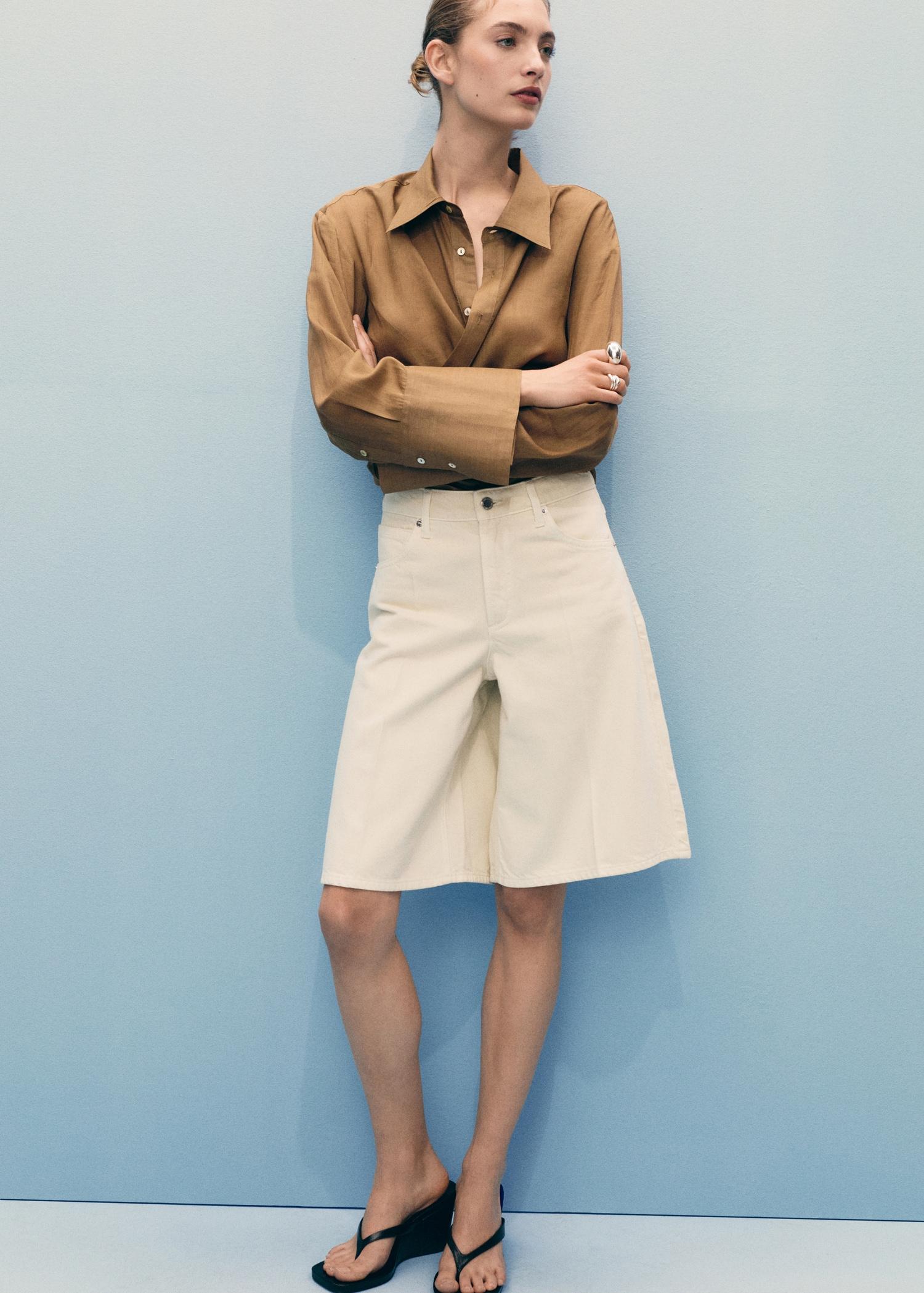 High-waisted straight-fit denim jorts - Women | MANGO USA Product Image