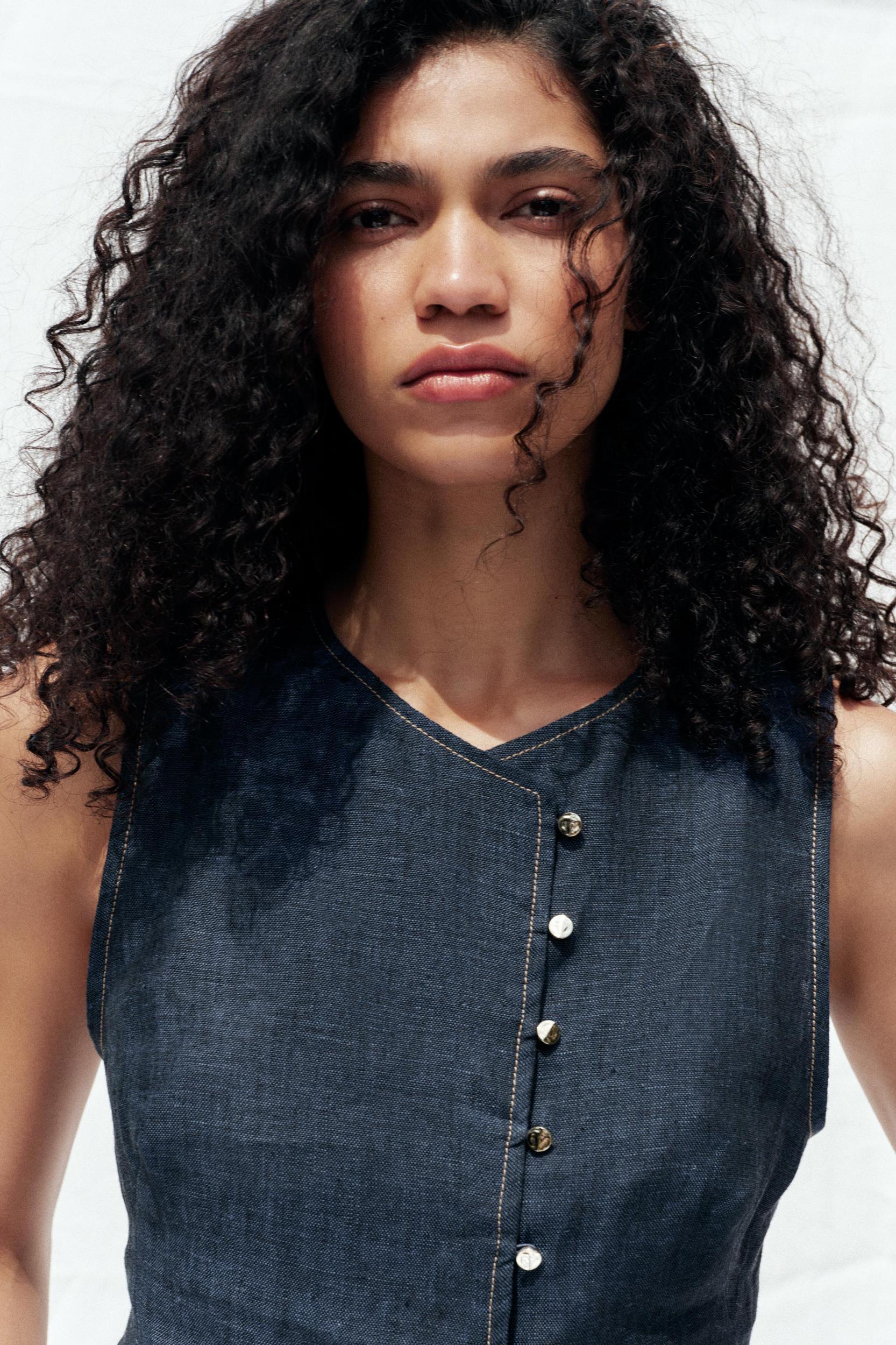 DOUBLE BREASTED LINEN VEST Product Image