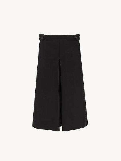 Tailored culottes in wool crêpe Product Image