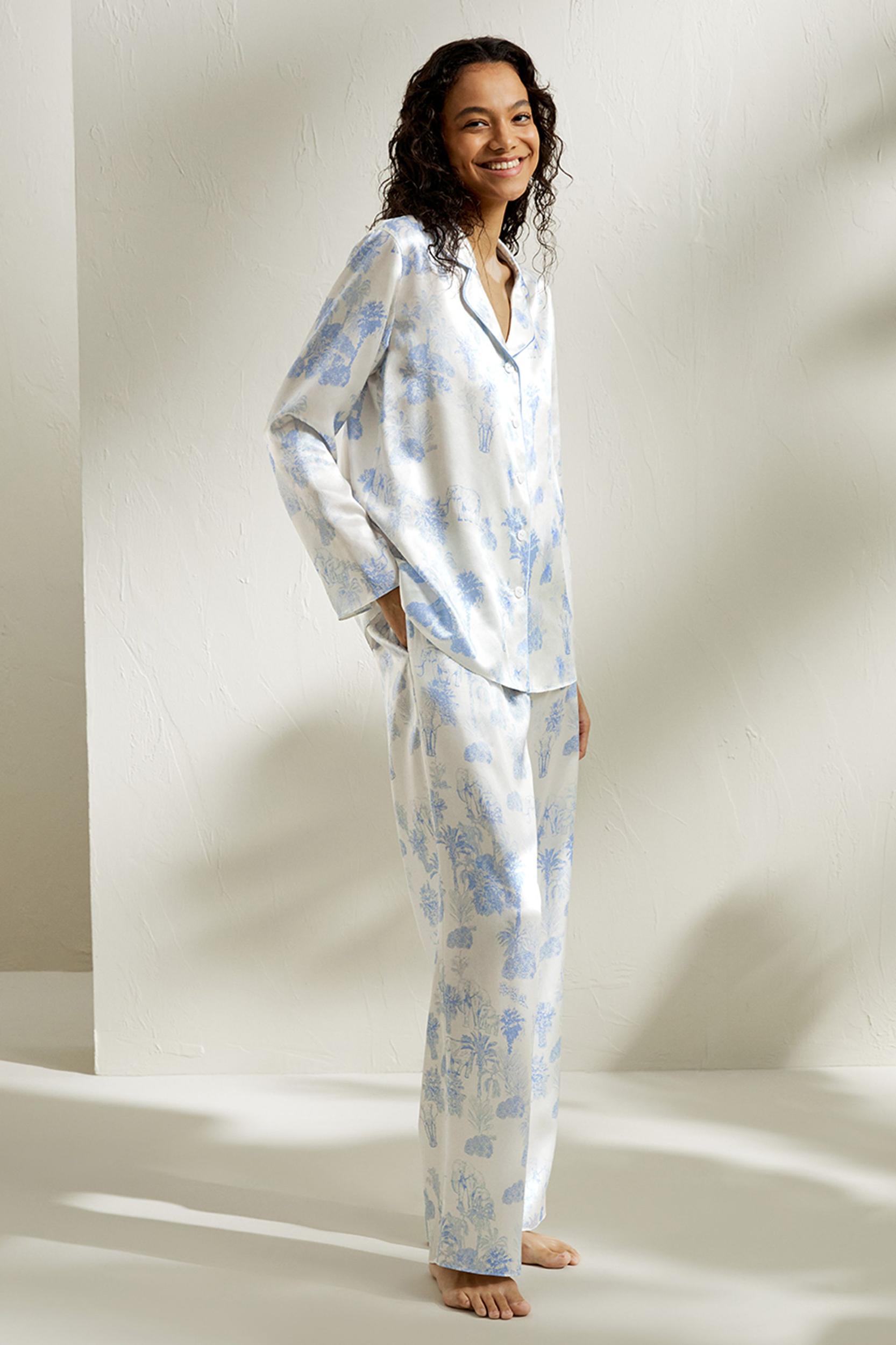 La Terra Long Pajama Set Product Image
