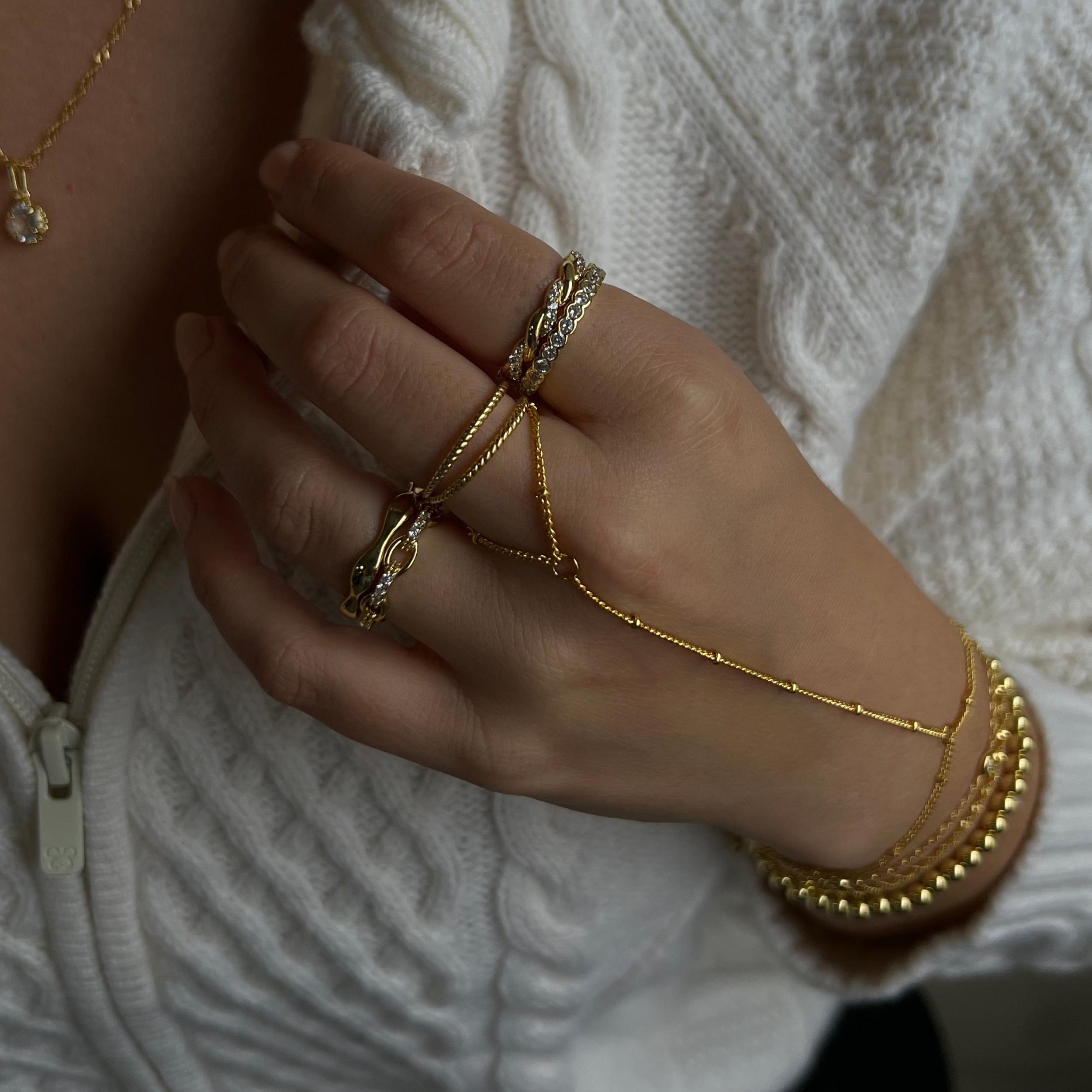 Corfu Hand Chain Product Image