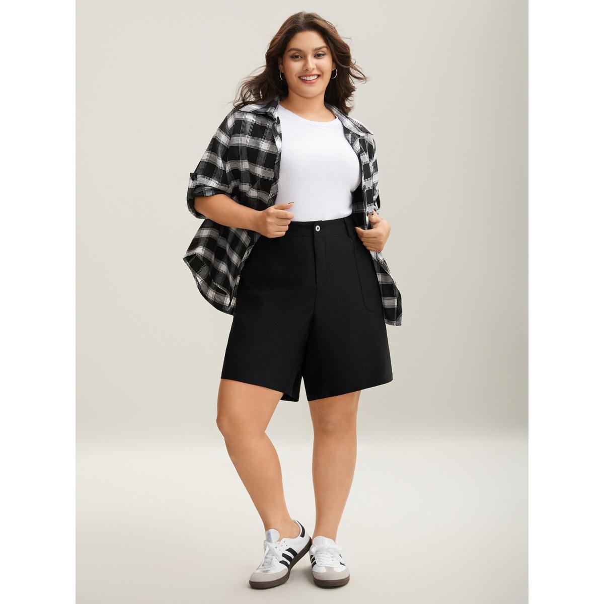 Plus Size Rubber Waist Zipper Pockets Shorts Women Black Leisure Button Straight Leg Casual Shorts BloomChic 18-20/2X Product Image