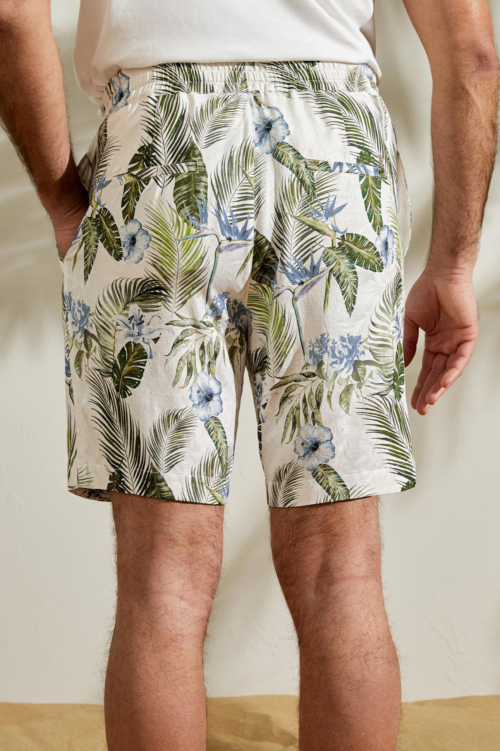 Hawaiian Cruise Tropical Shorts Product Image