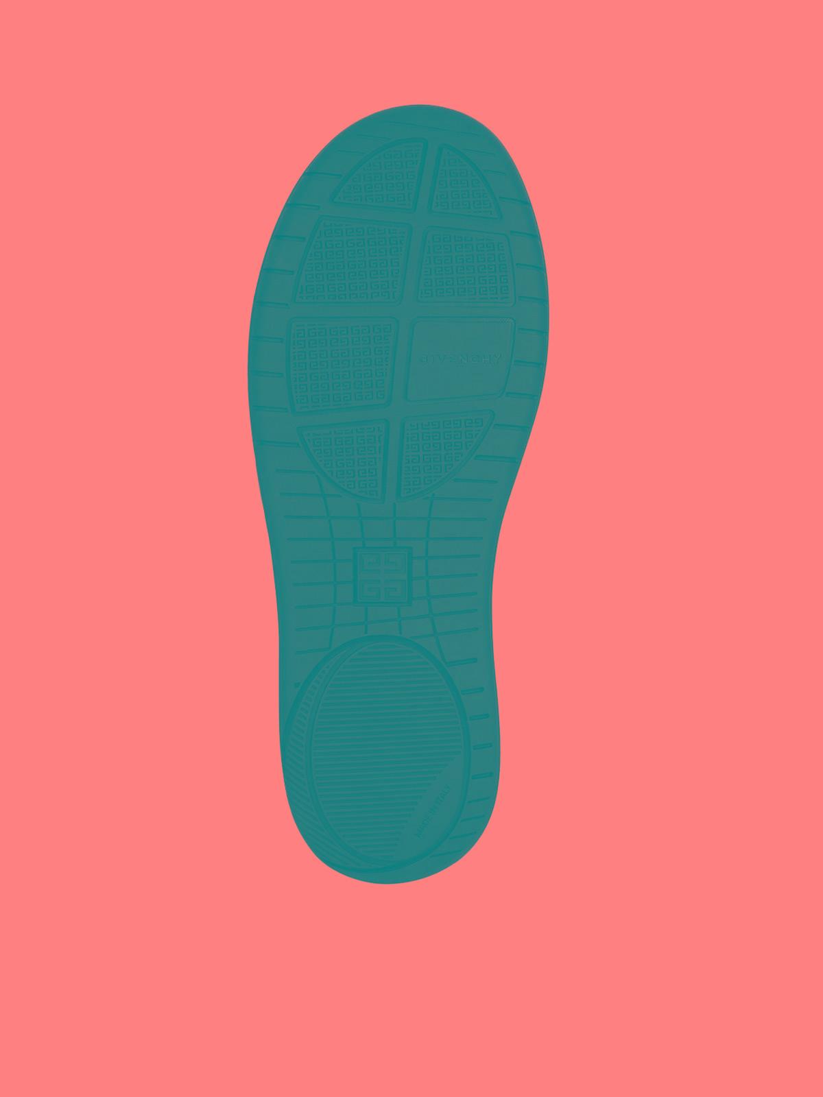 Black Skate Nubuck Sneakers Product Image